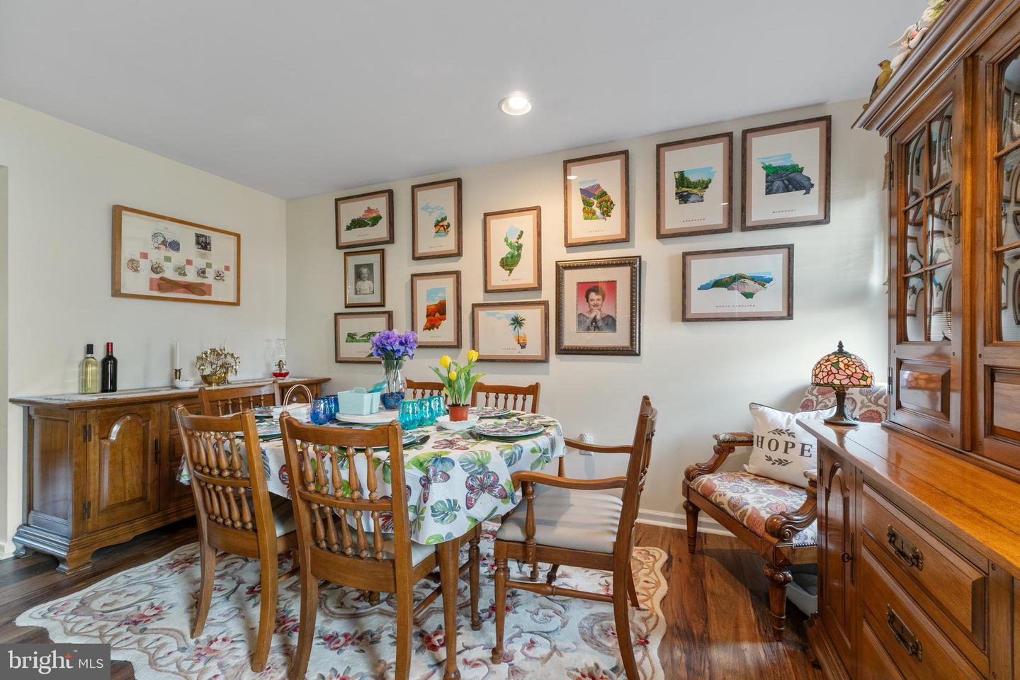 9 Hemlock Ct