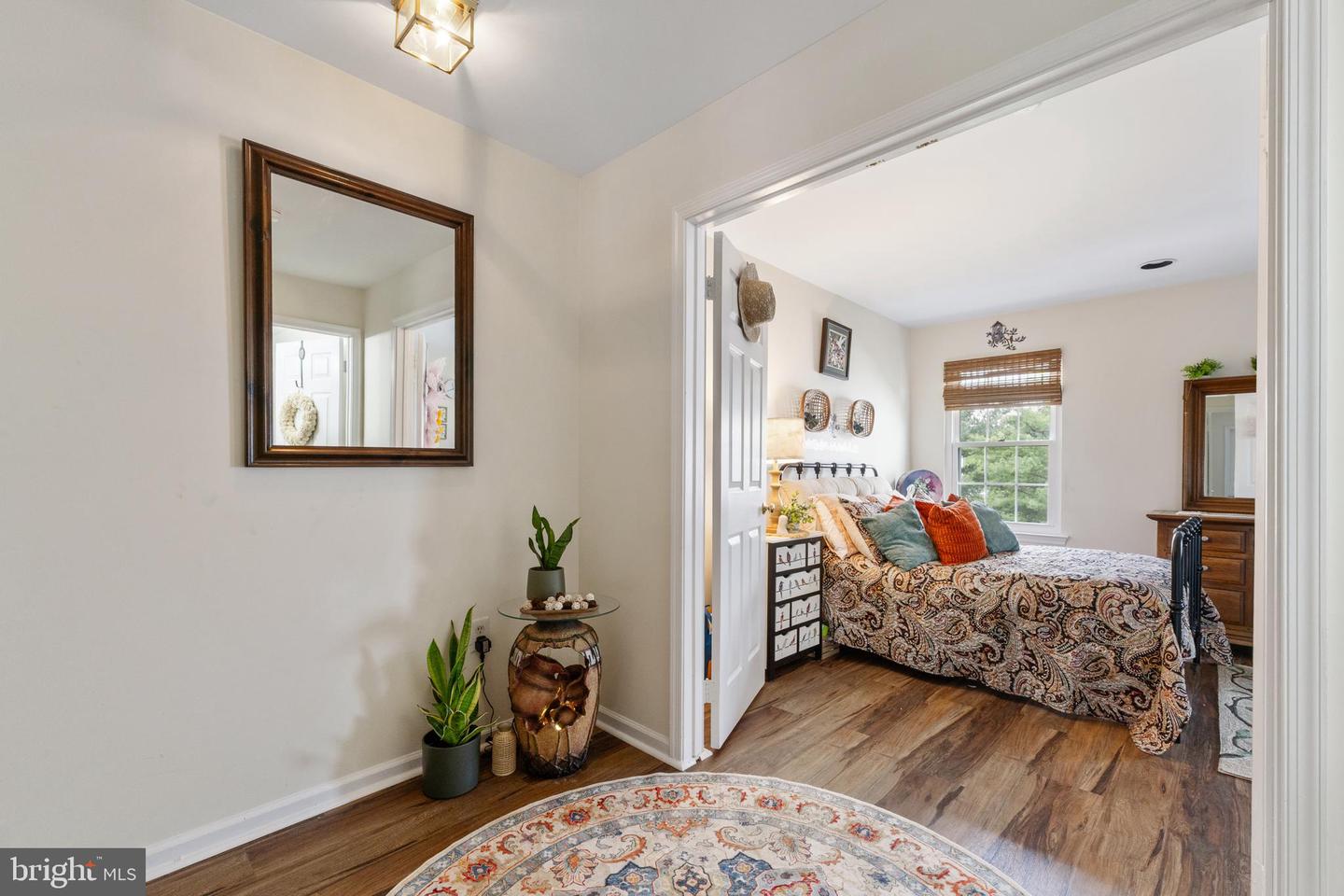 9 Hemlock Ct