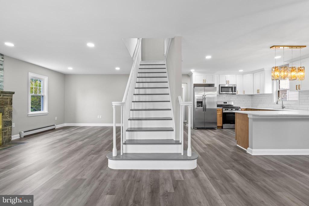131 LIPPINCOTT AVENUE