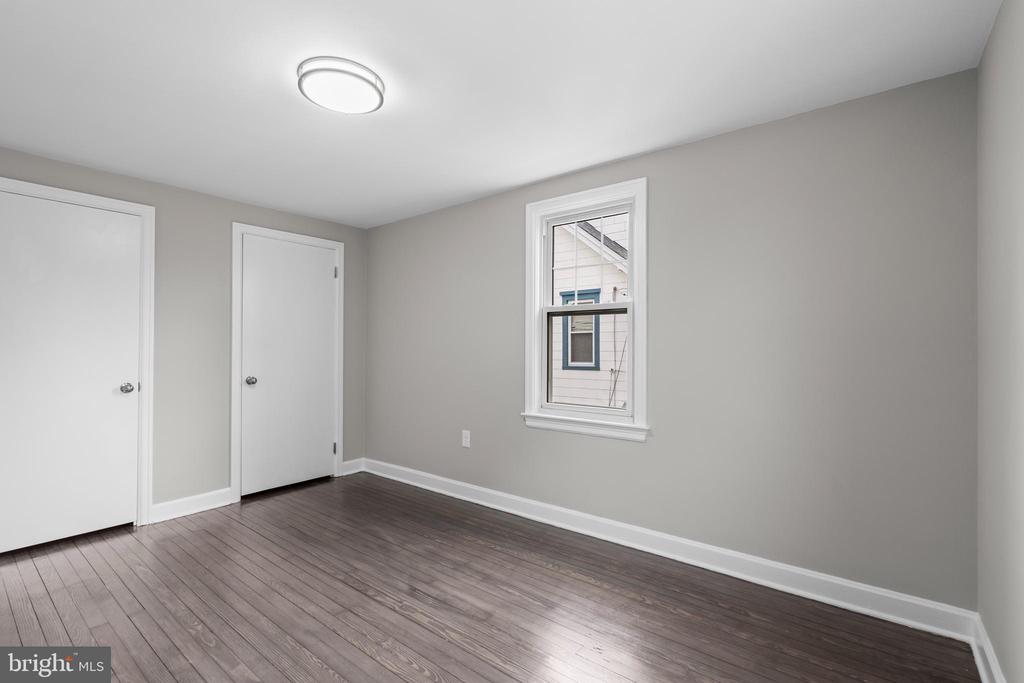 131 LIPPINCOTT AVENUE