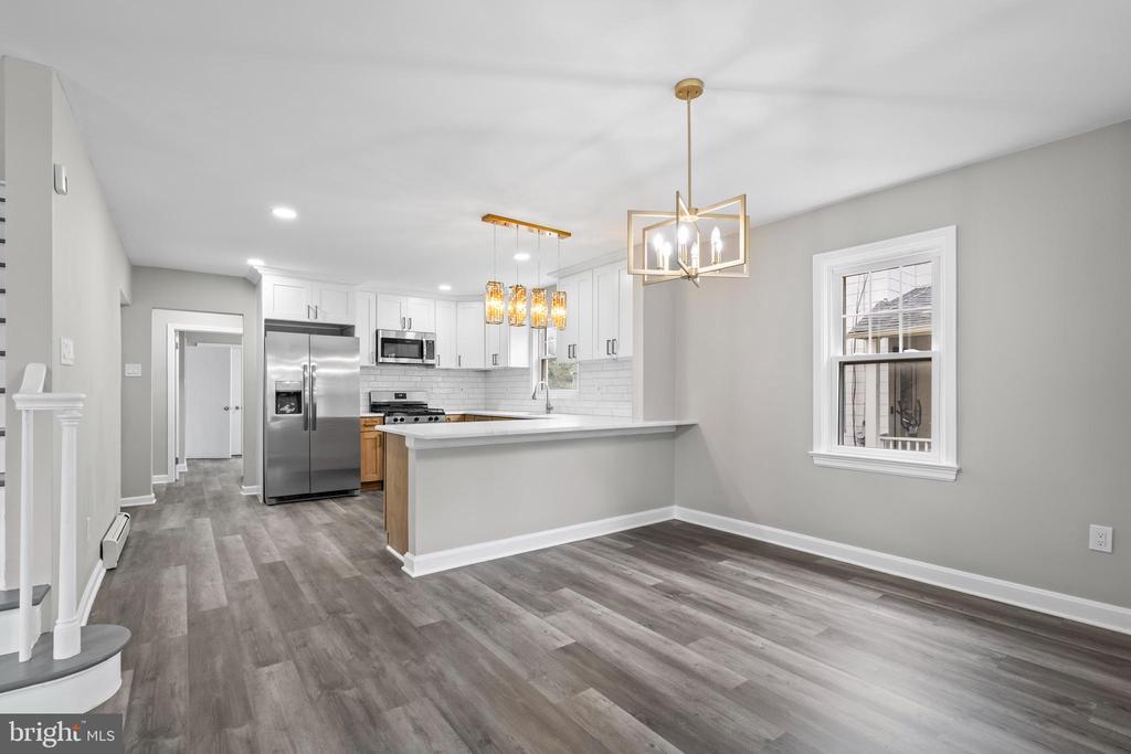 131 LIPPINCOTT AVENUE
