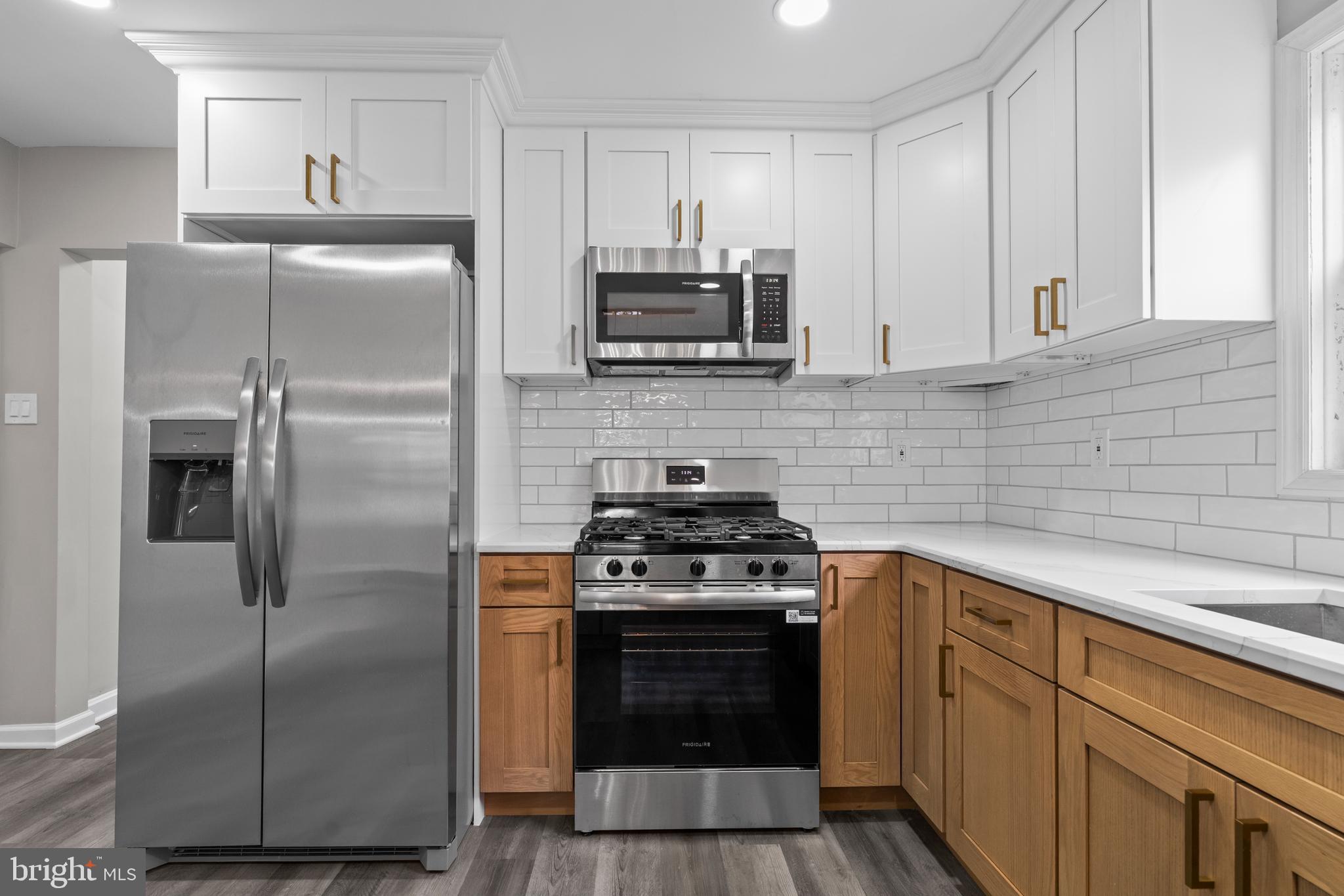 131 LIPPINCOTT AVENUE