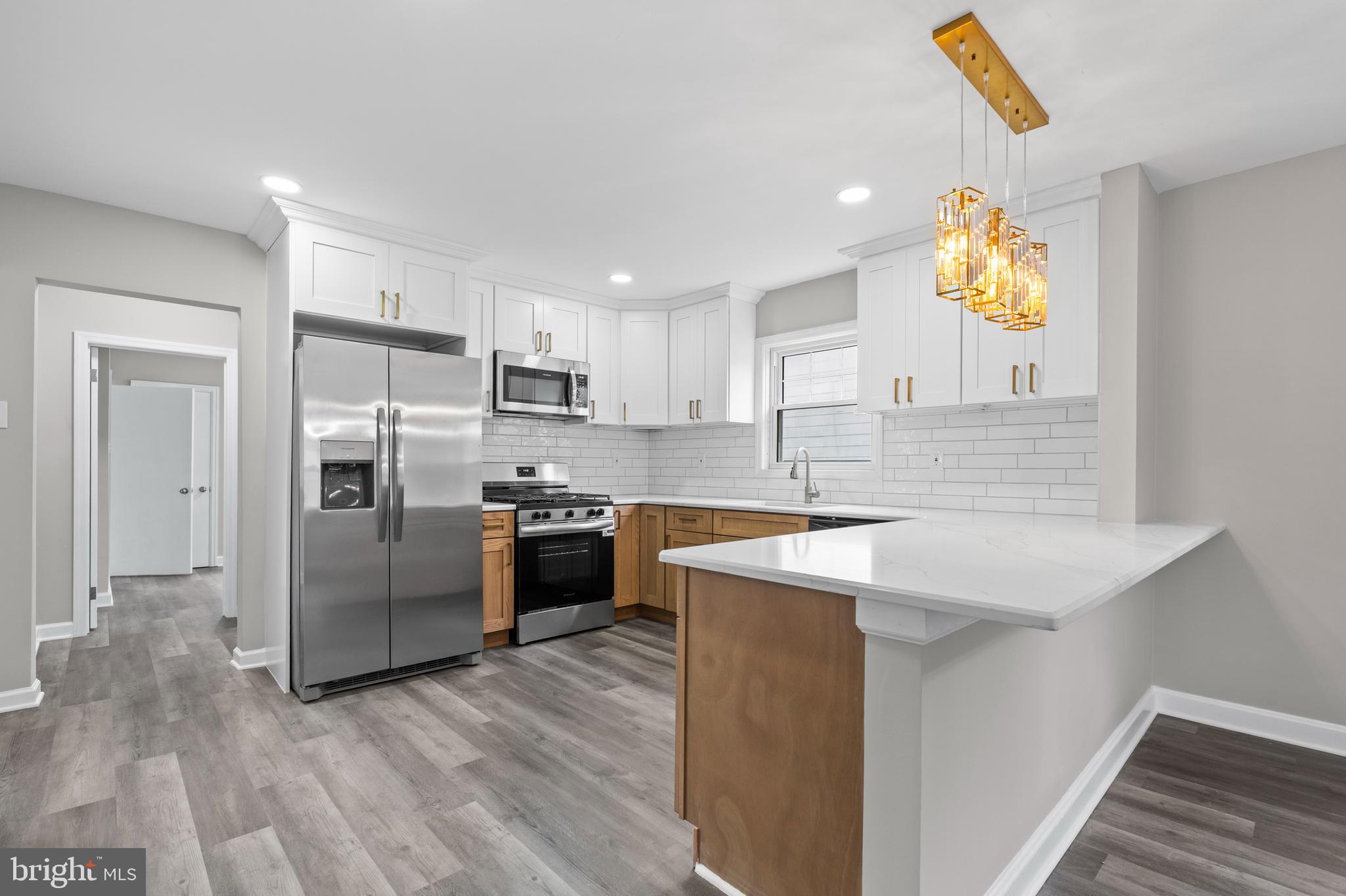 131 LIPPINCOTT AVENUE