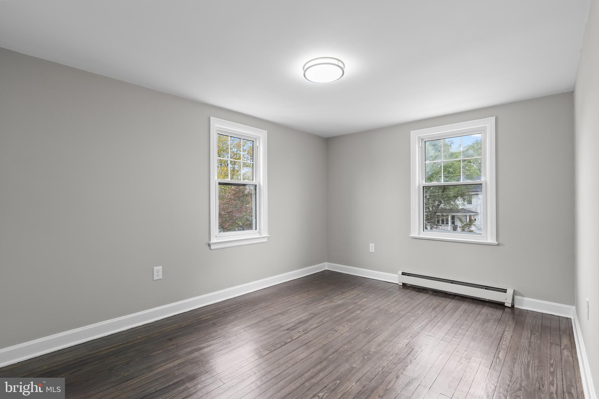 131 LIPPINCOTT AVENUE
