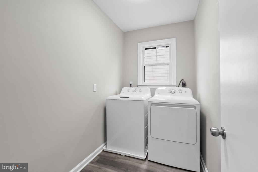 131 LIPPINCOTT AVENUE