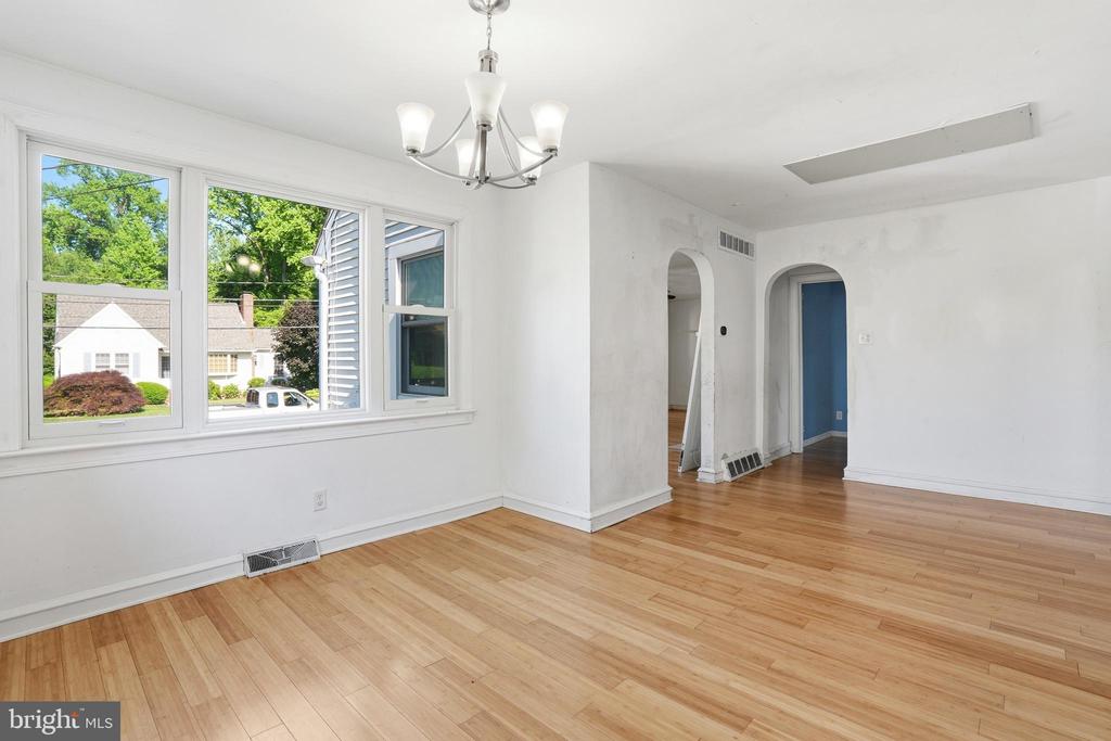 314 S LIPPINCOTT AVENUE