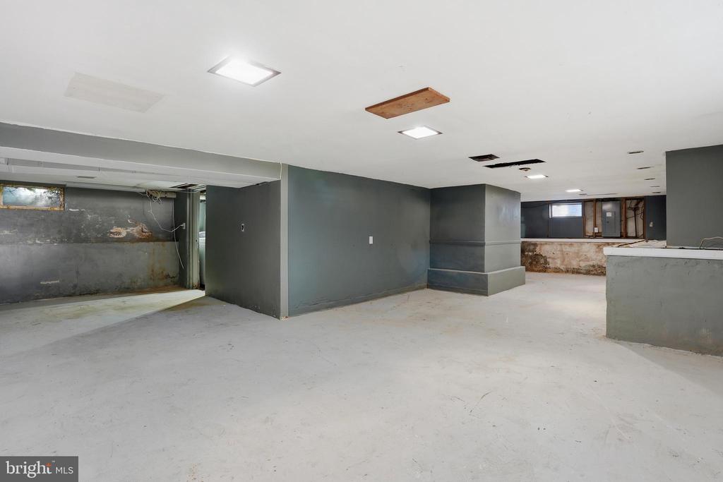 314 S LIPPINCOTT AVENUE