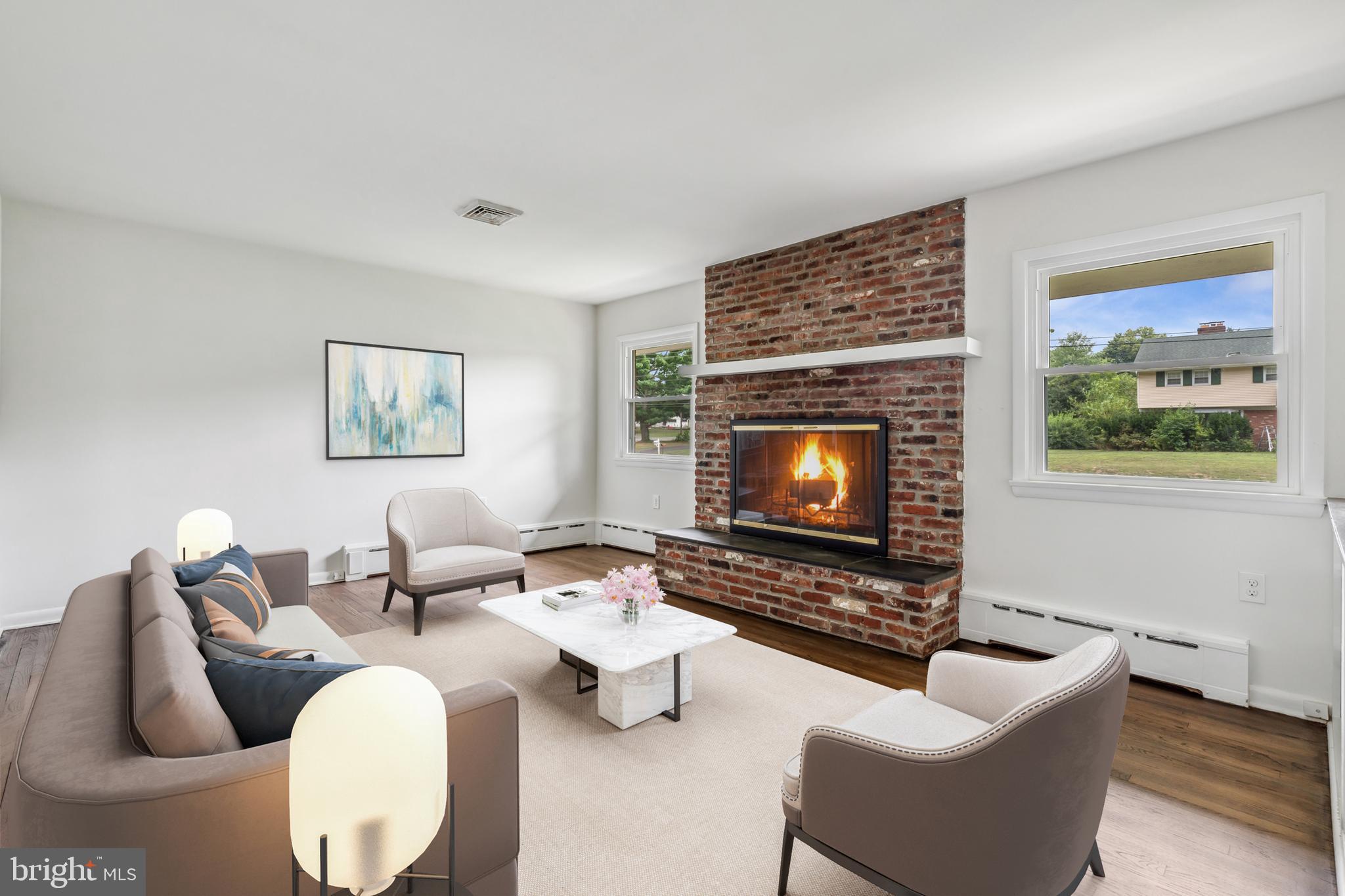 27 Woodcrest Ave