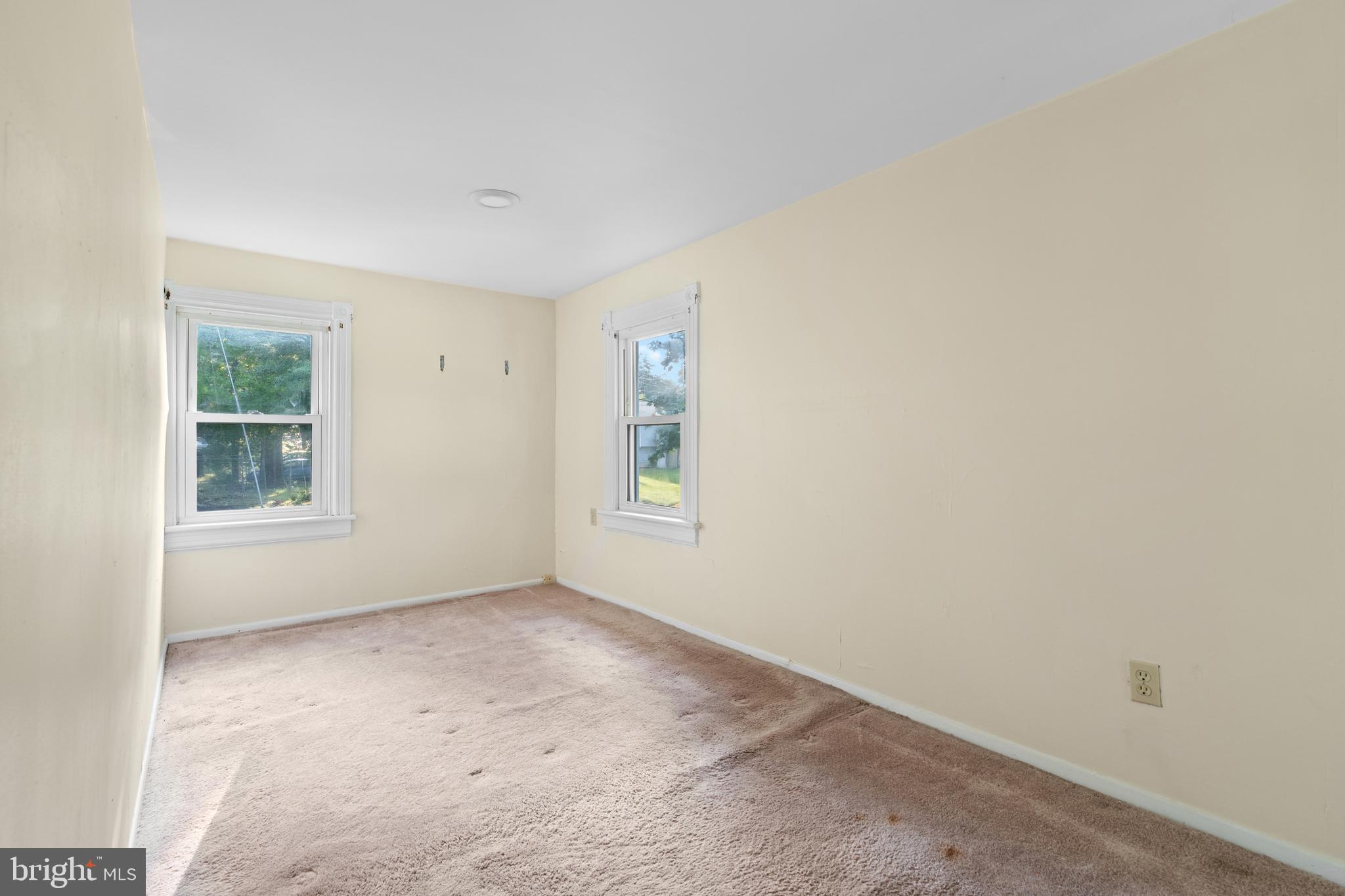 277 W Central Ave