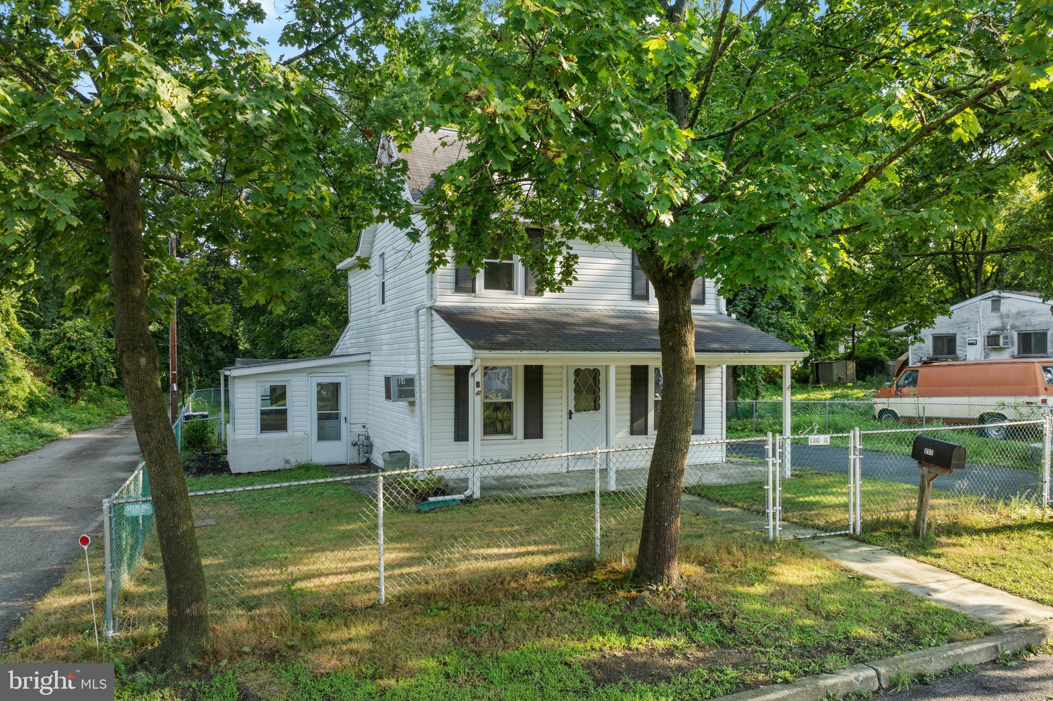 277 W Central Ave