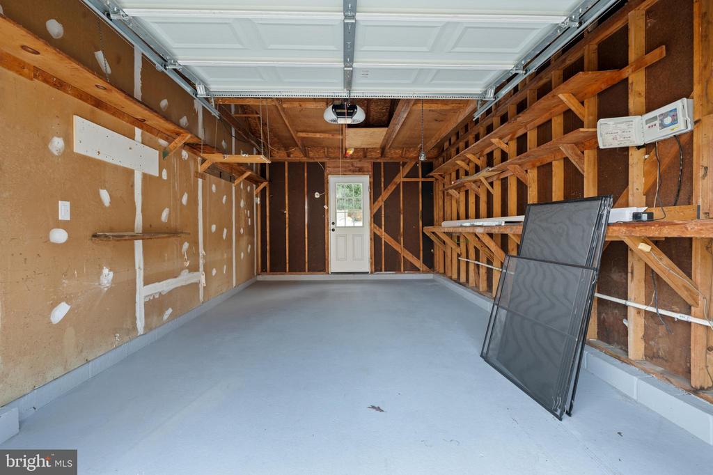 103 Ramblewood Dr
