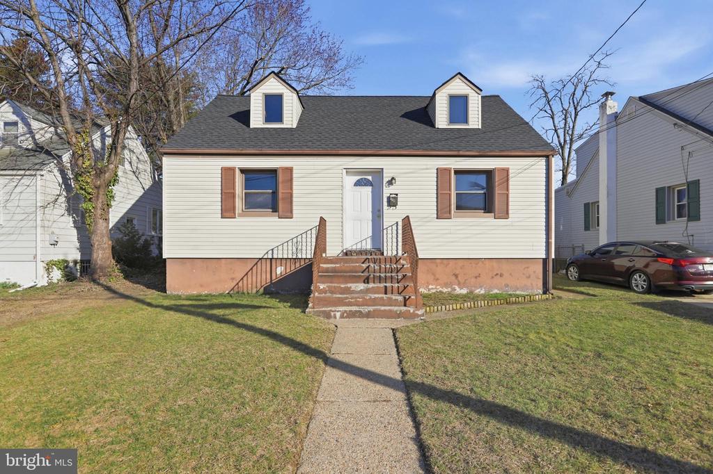 110 5TH STREET