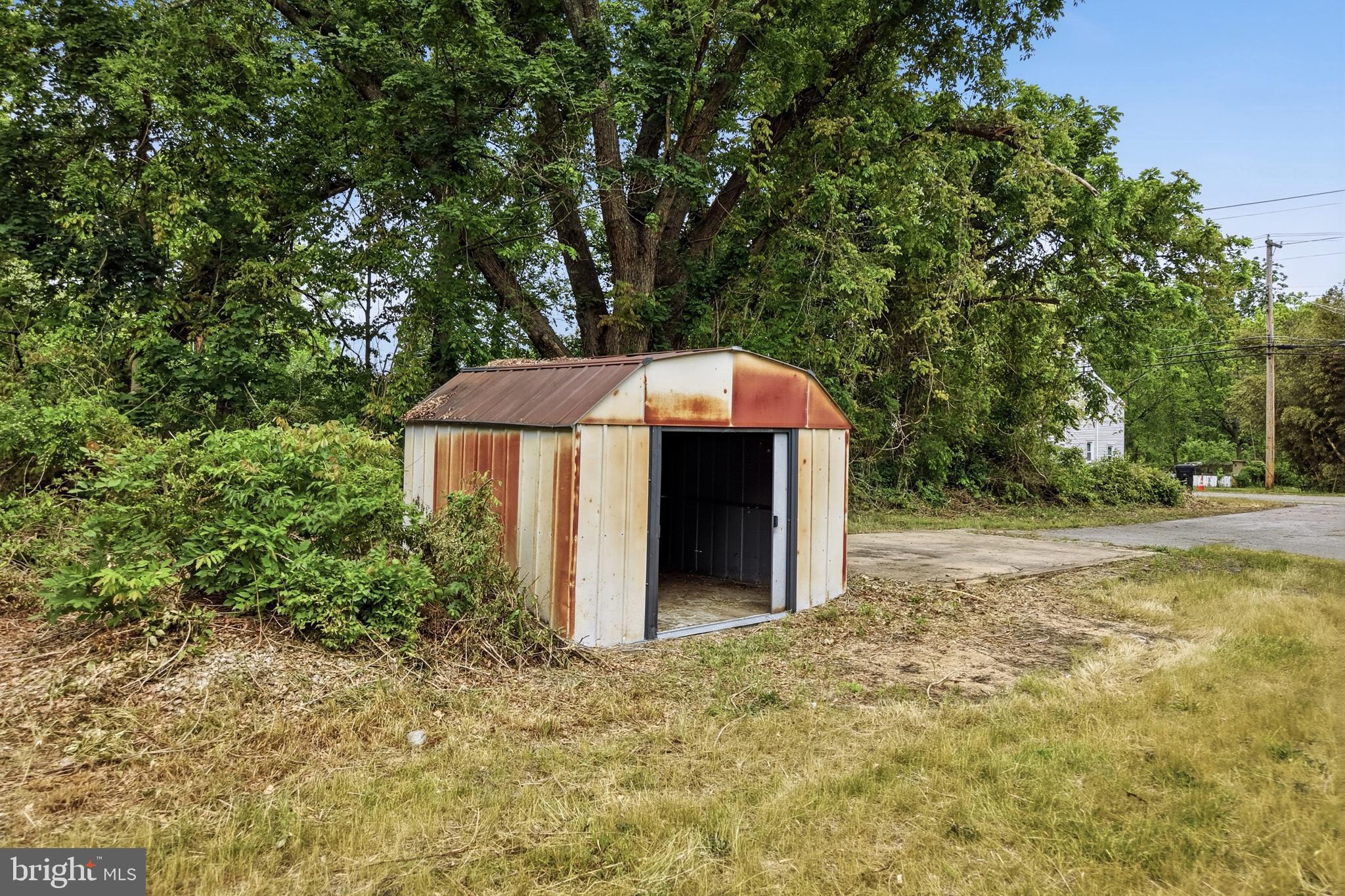 523 HAY ROAD
