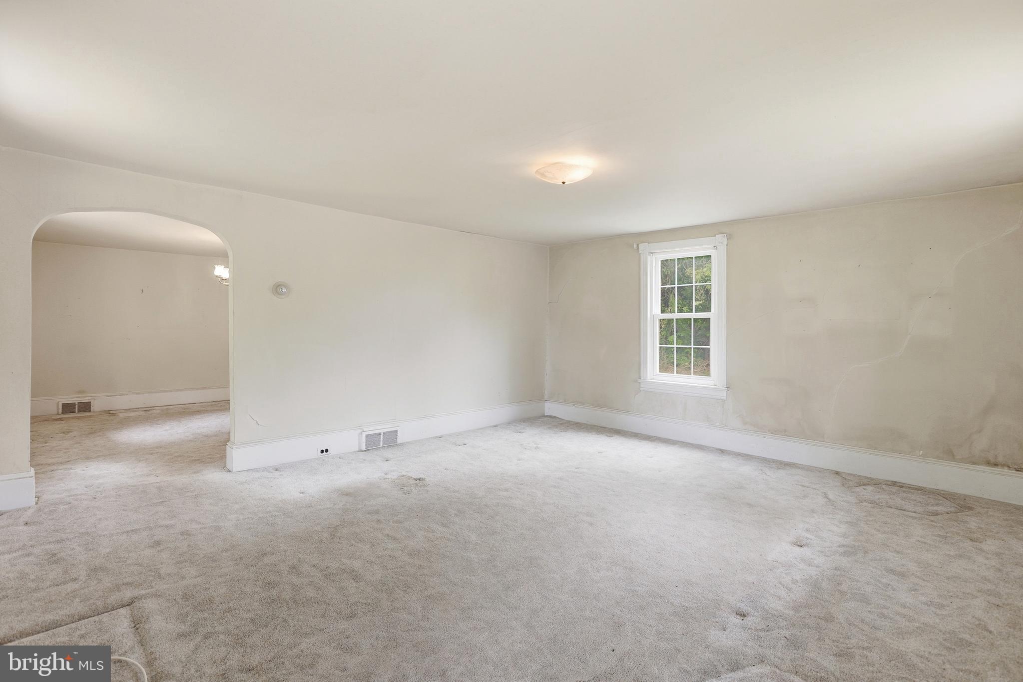 523 HAY ROAD