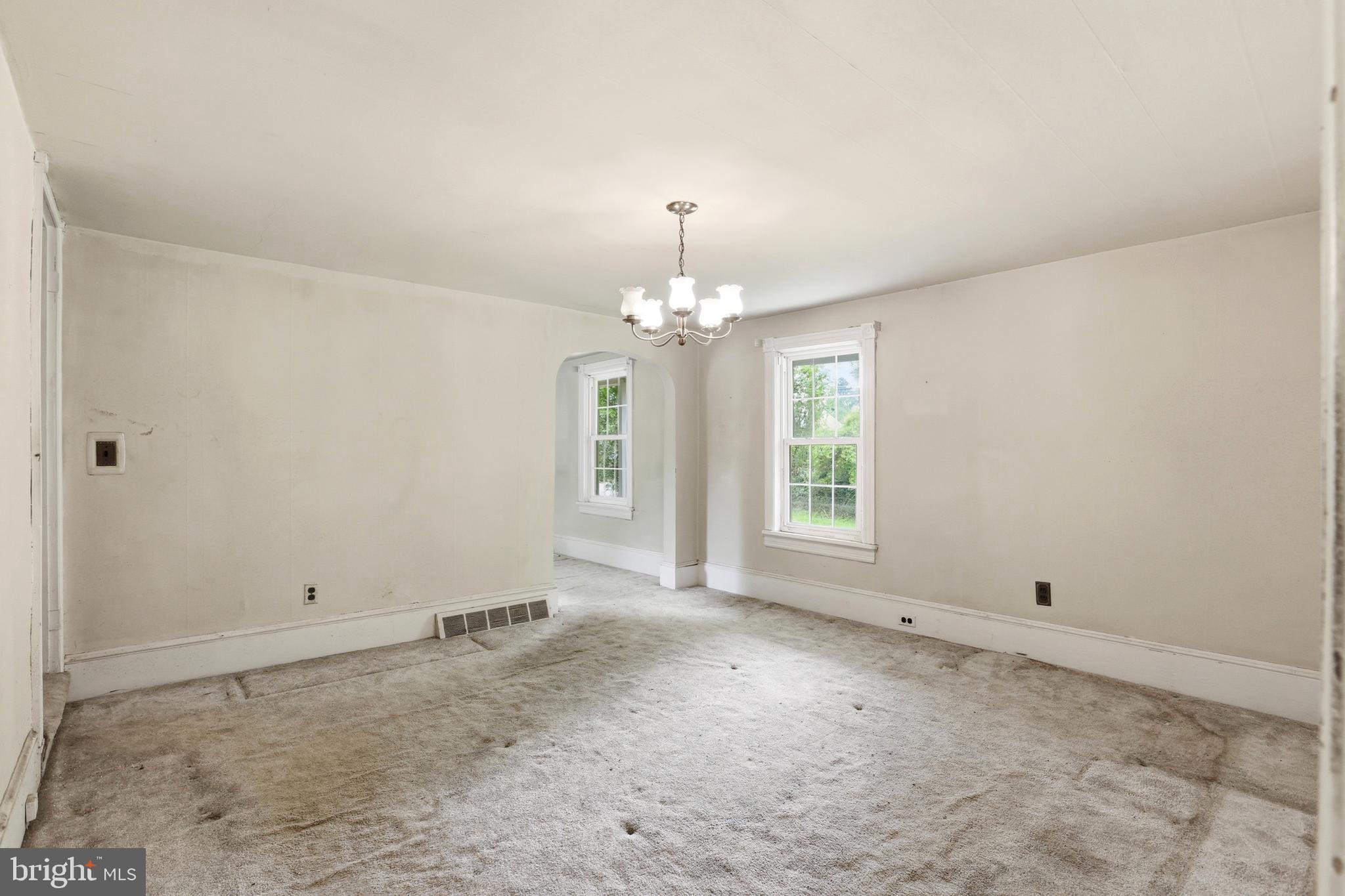 523 HAY ROAD
