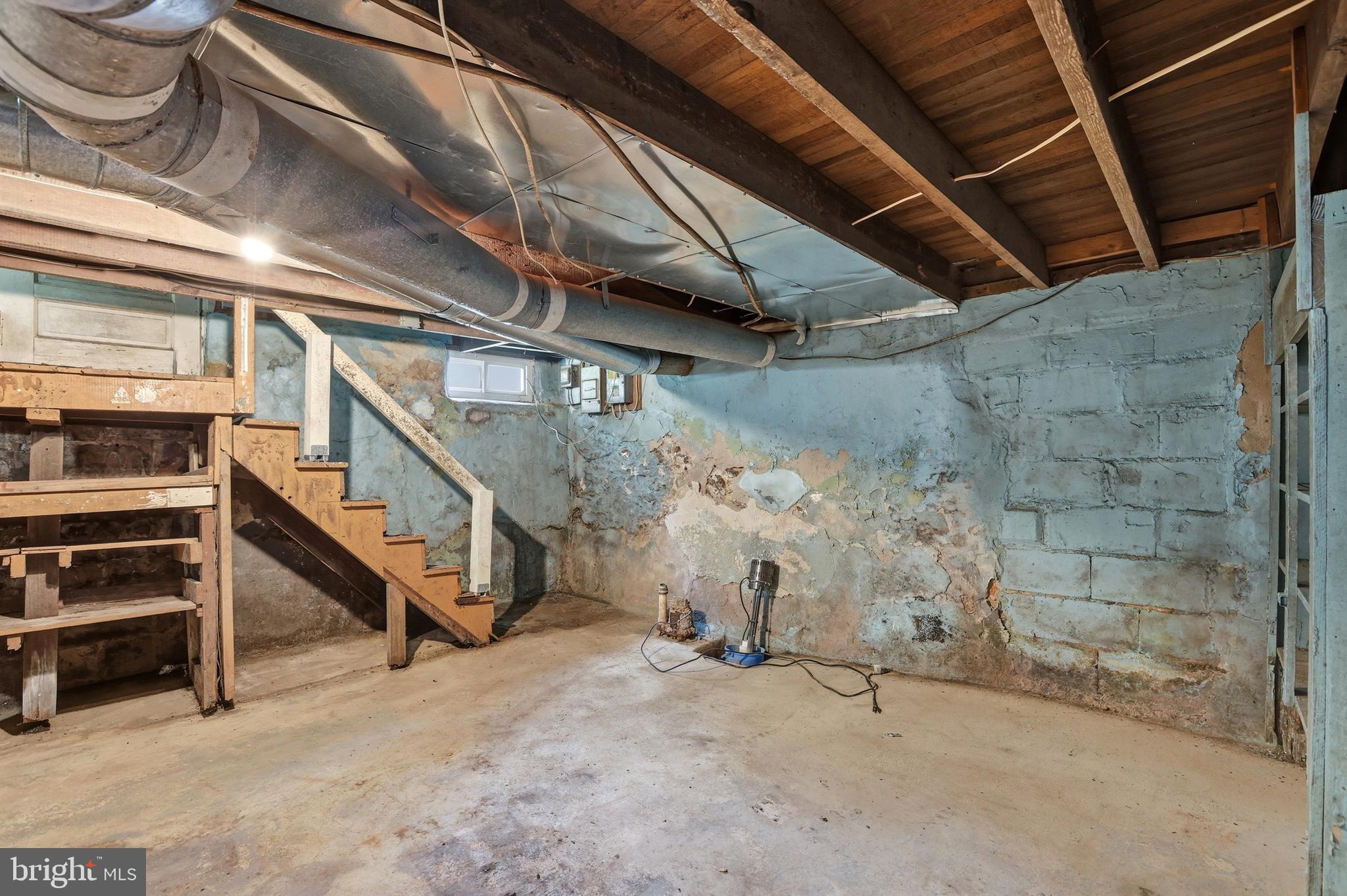 523 HAY ROAD