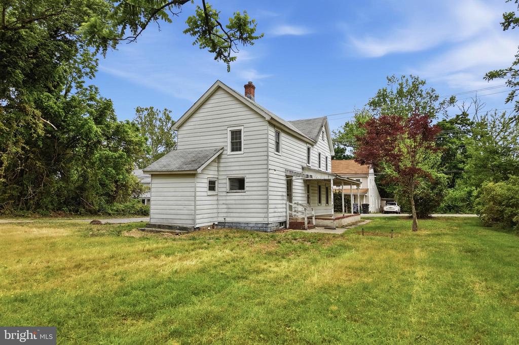 523 HAY ROAD
