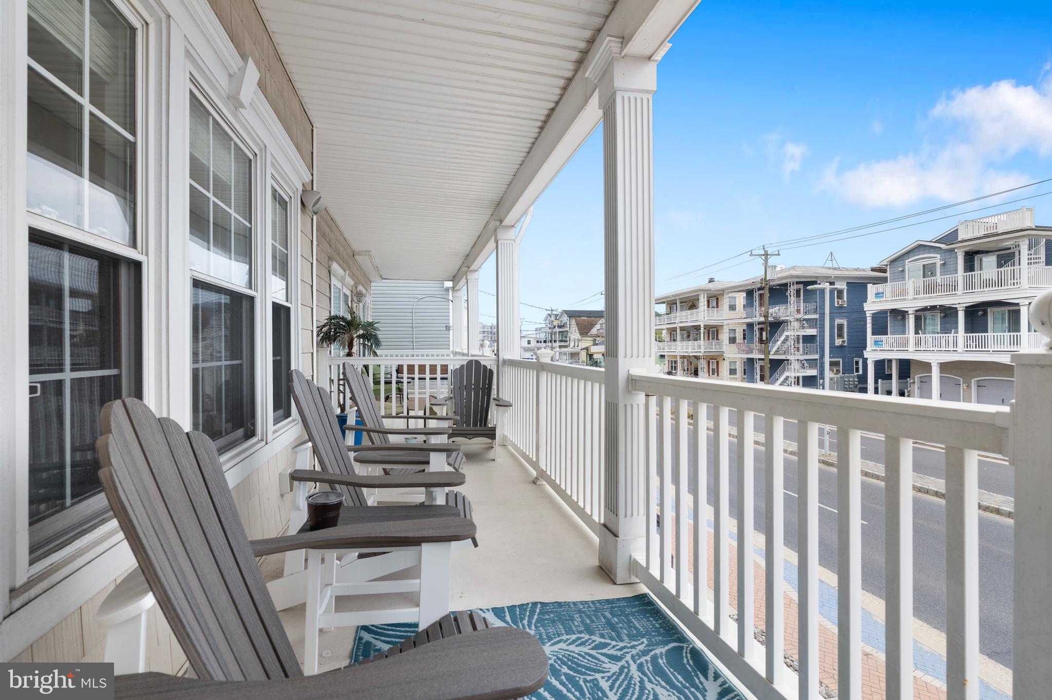 215 E Rio Grande Ave #Unit B