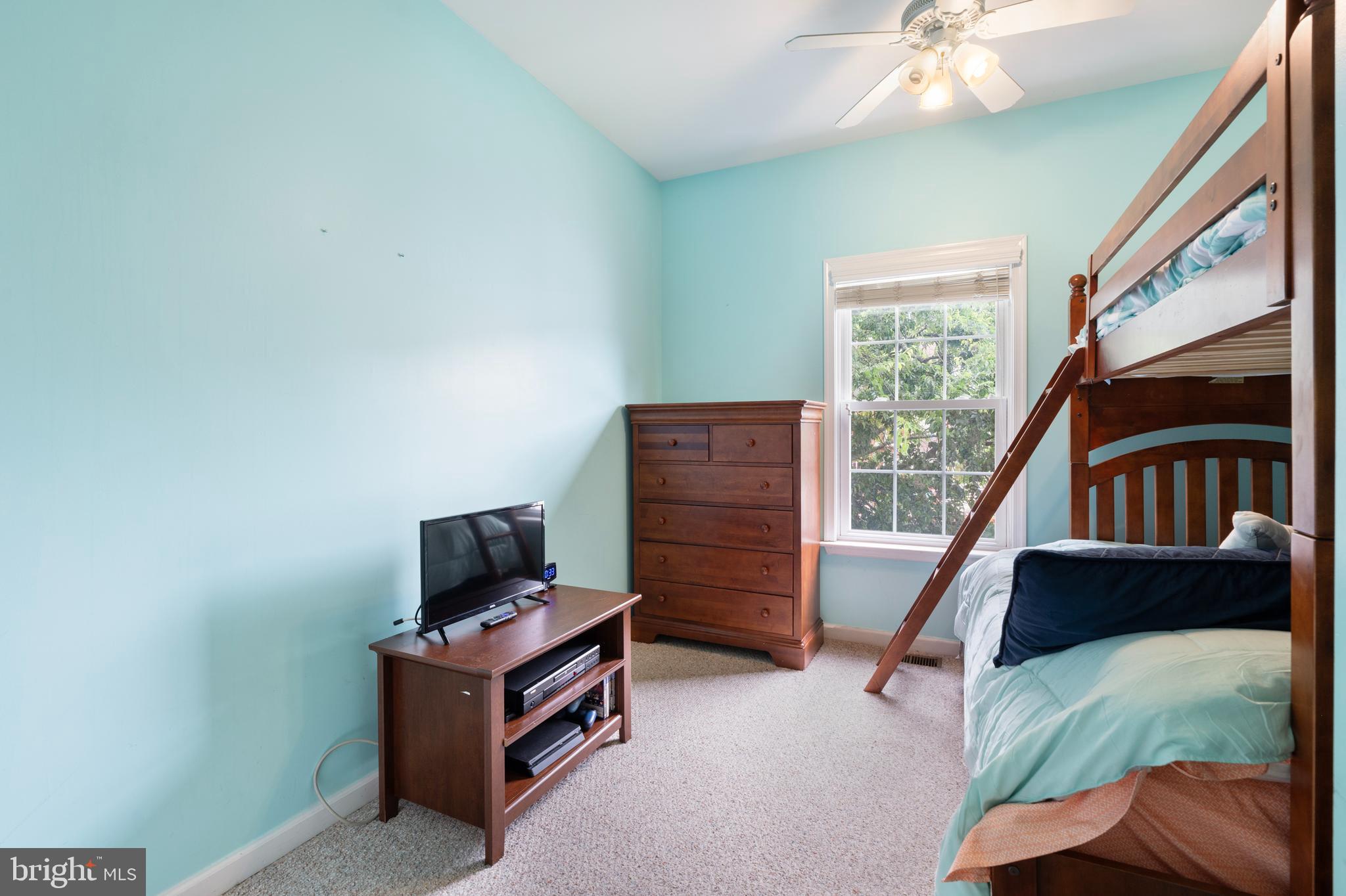 215 E Rio Grande Ave #Unit B