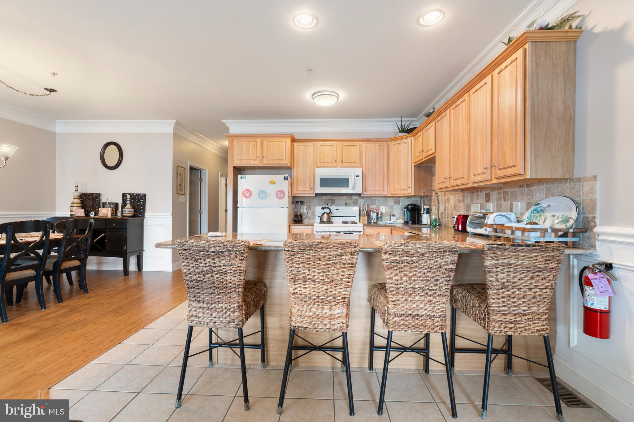 215 E Rio Grande Ave #Unit B