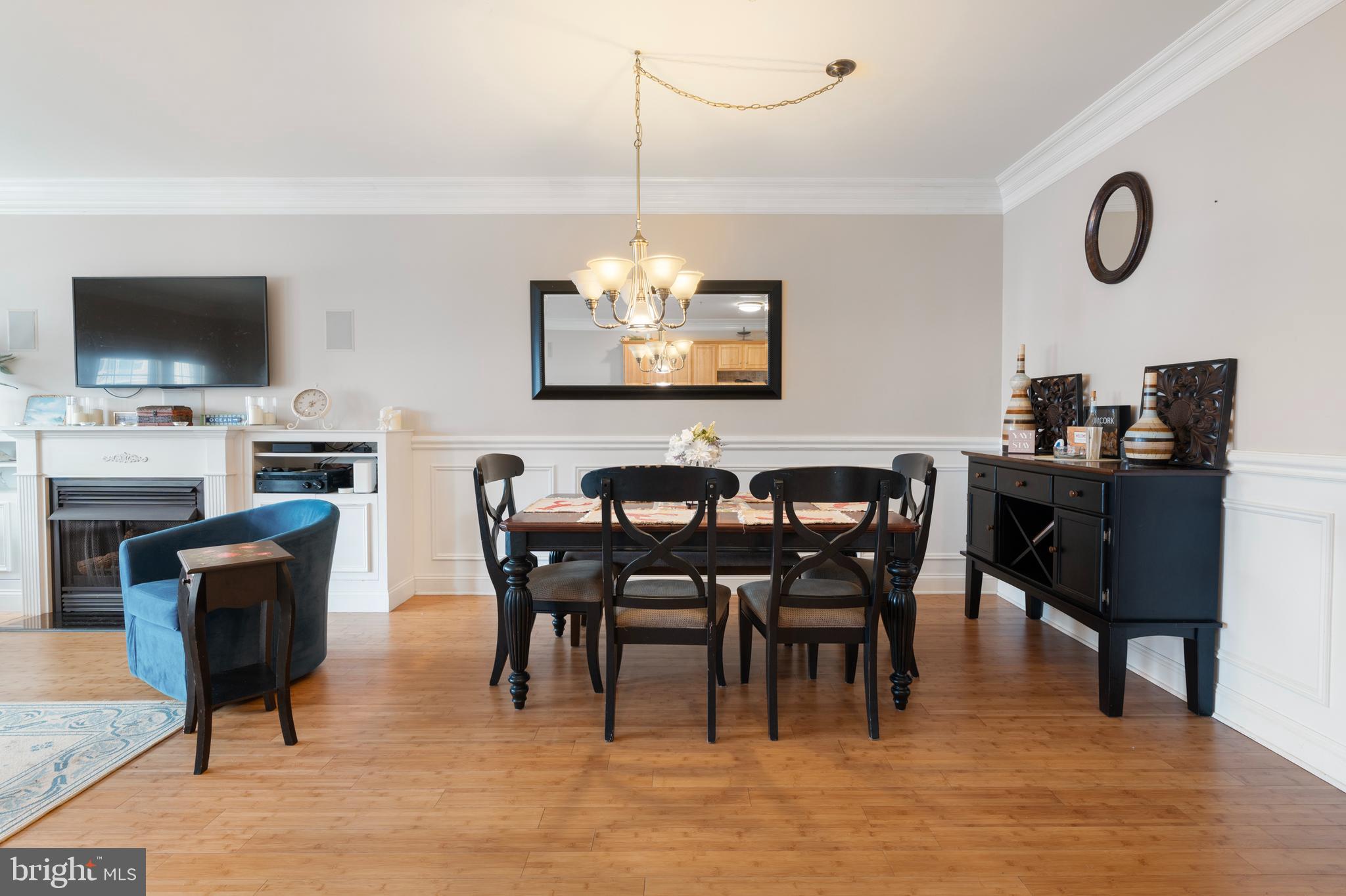 215 E Rio Grande Ave #Unit B