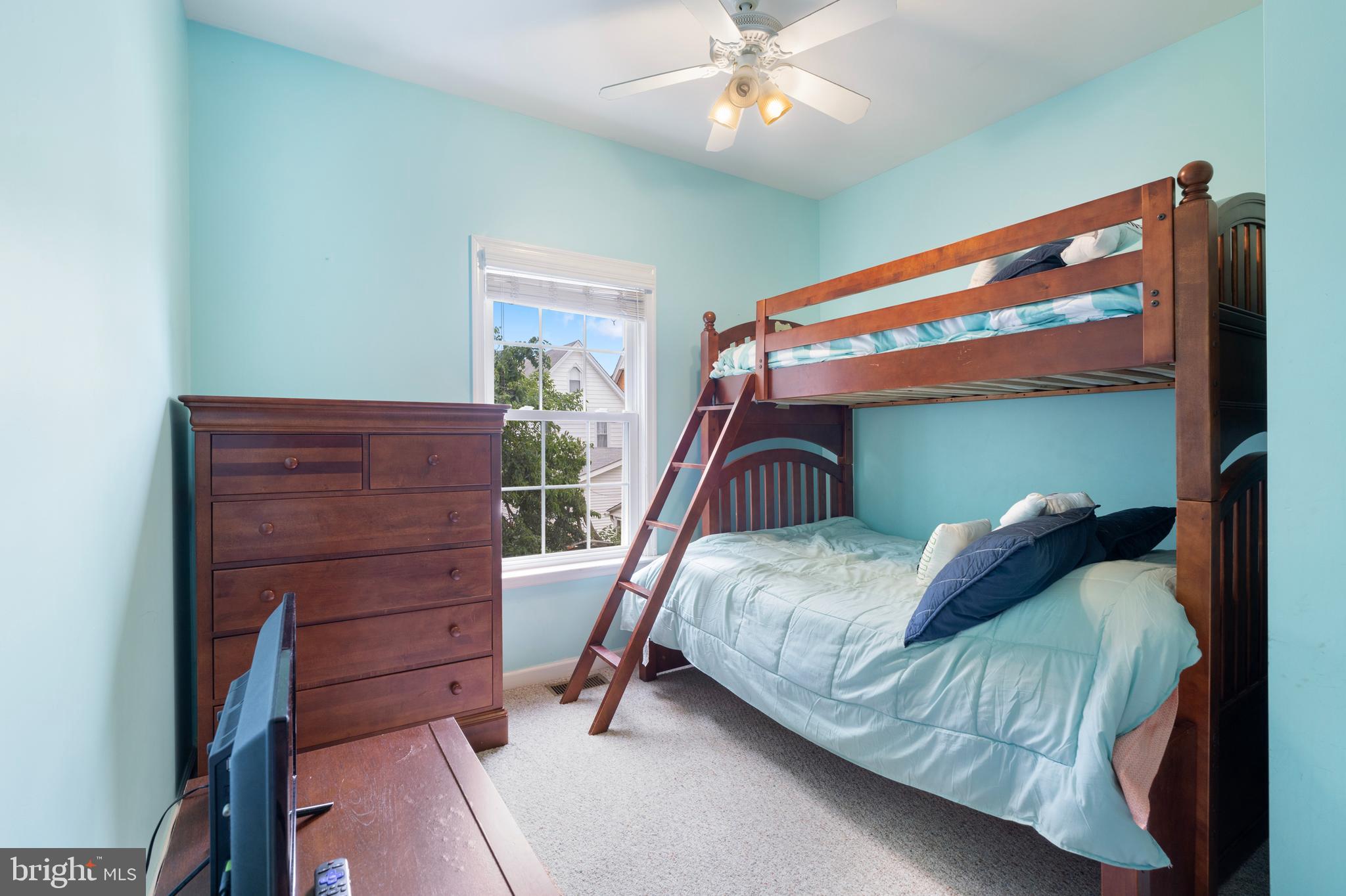 215 E Rio Grande Ave #Unit B