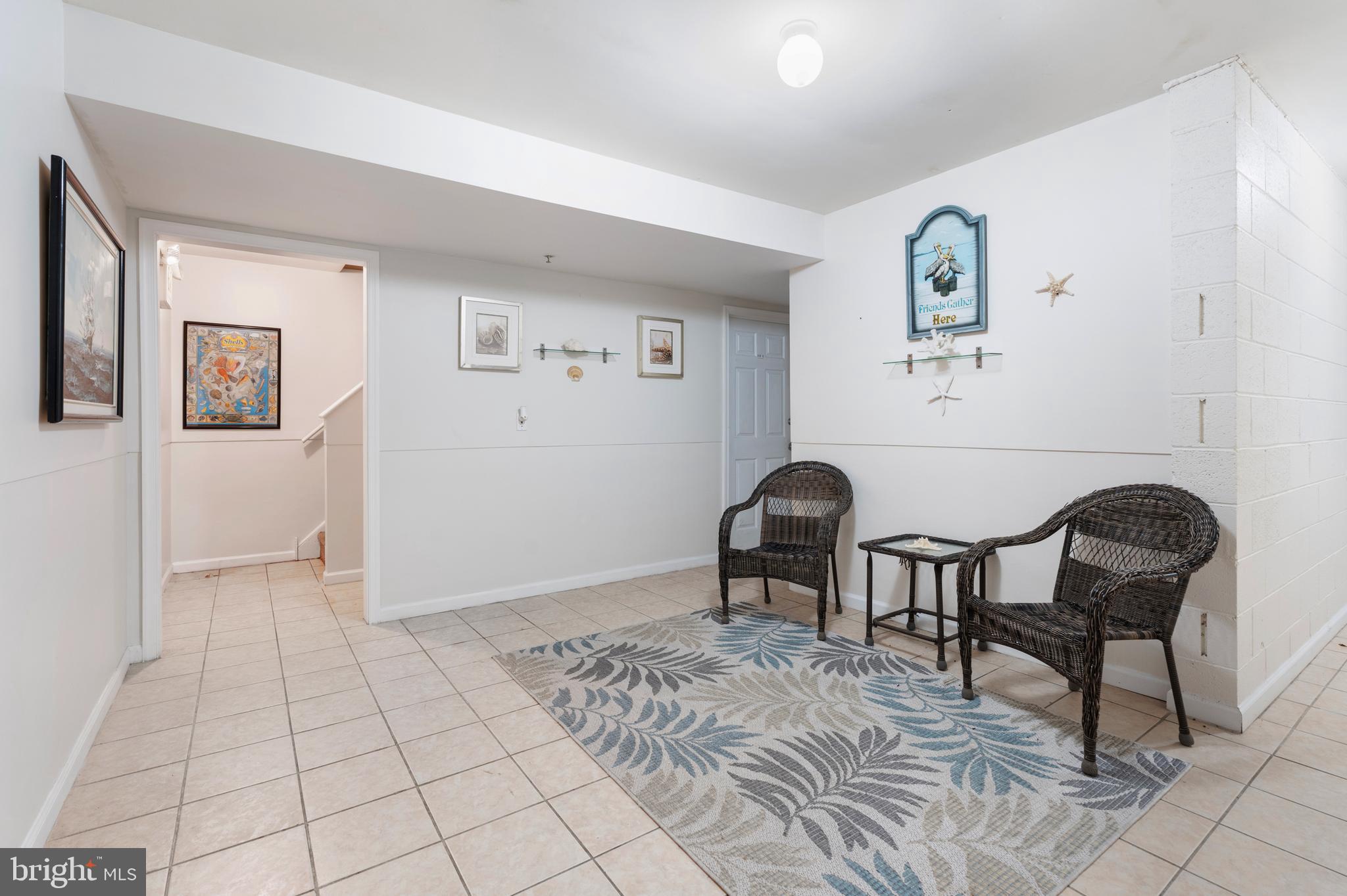 215 E Rio Grande Ave #Unit B