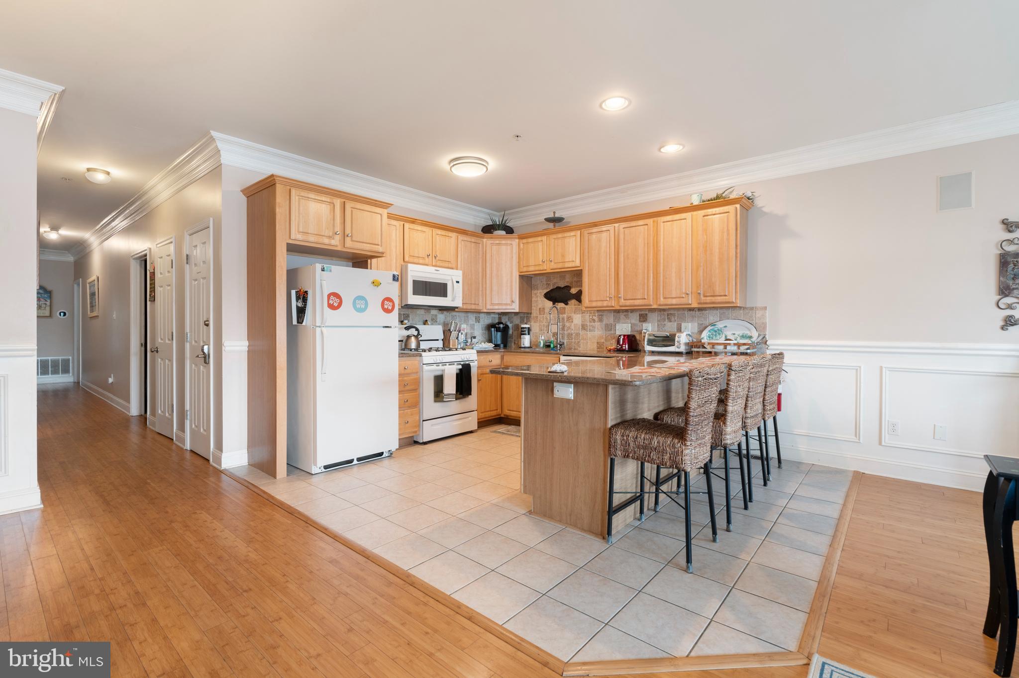 215 E Rio Grande Ave #Unit B