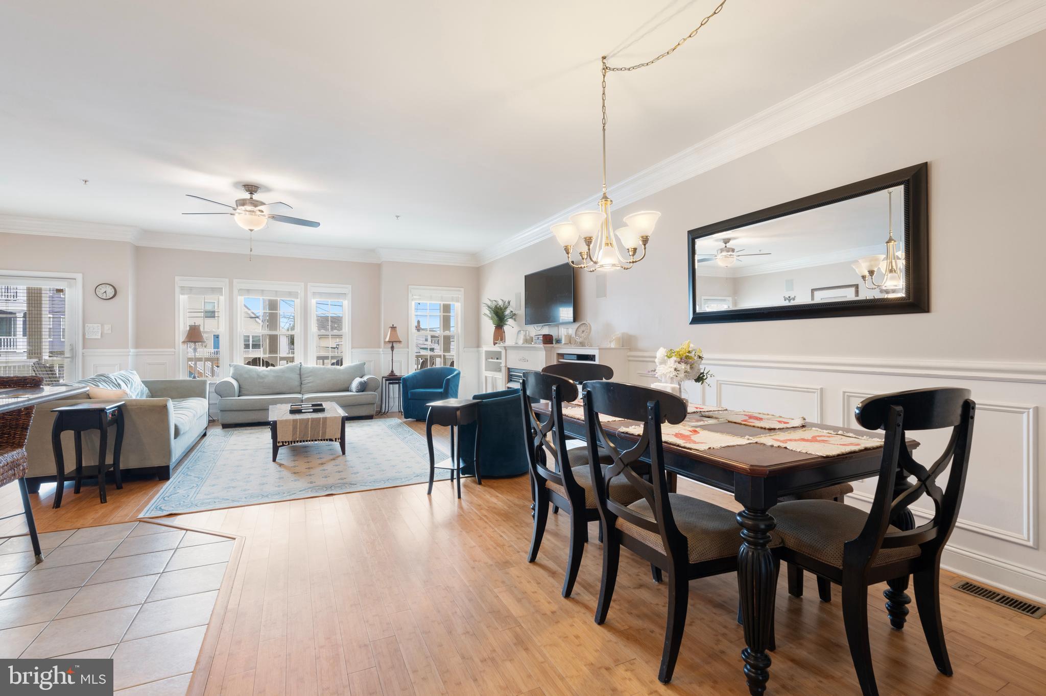 215 E Rio Grande Ave #Unit B