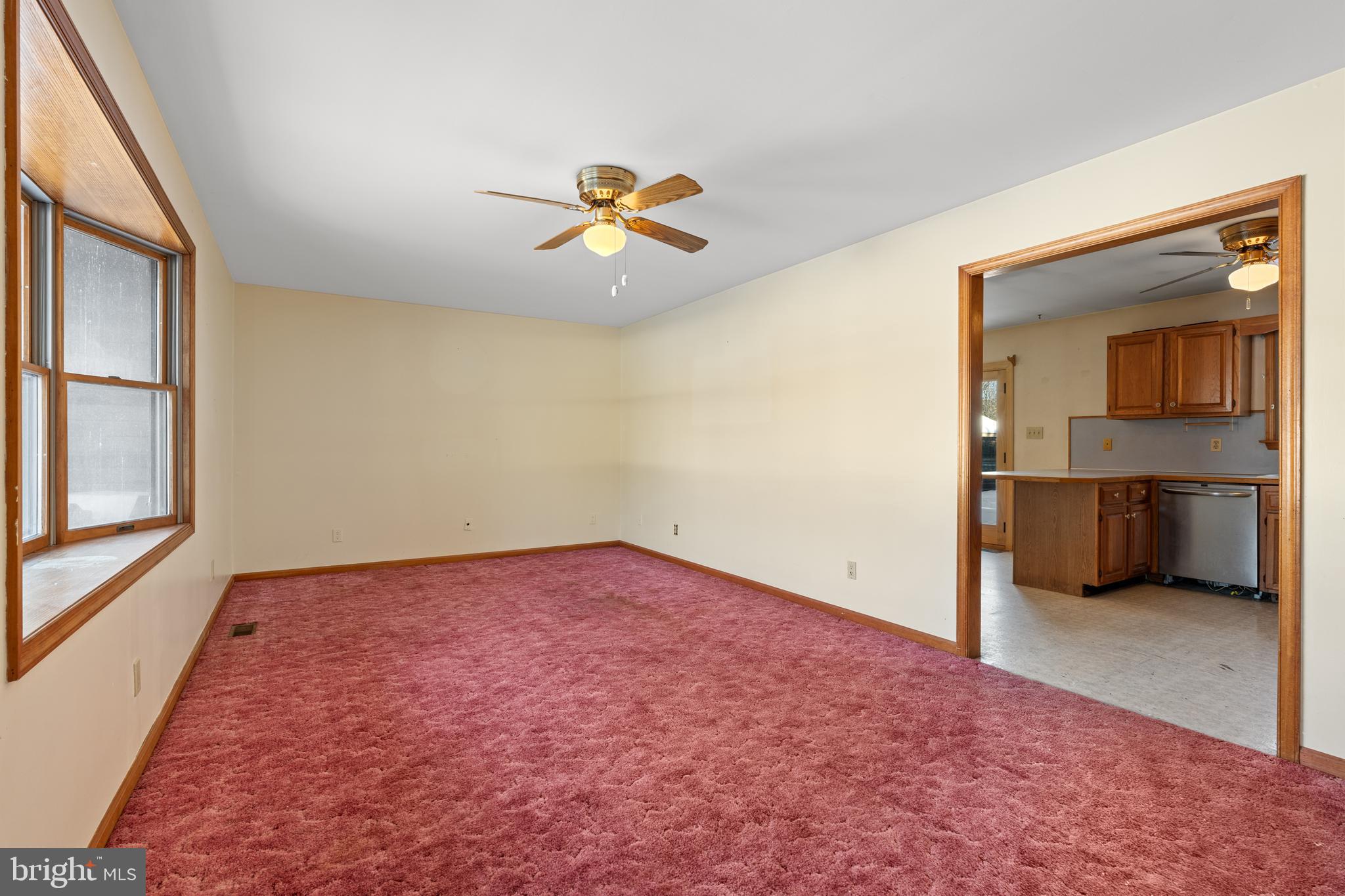 28 Fishing Creek Rd