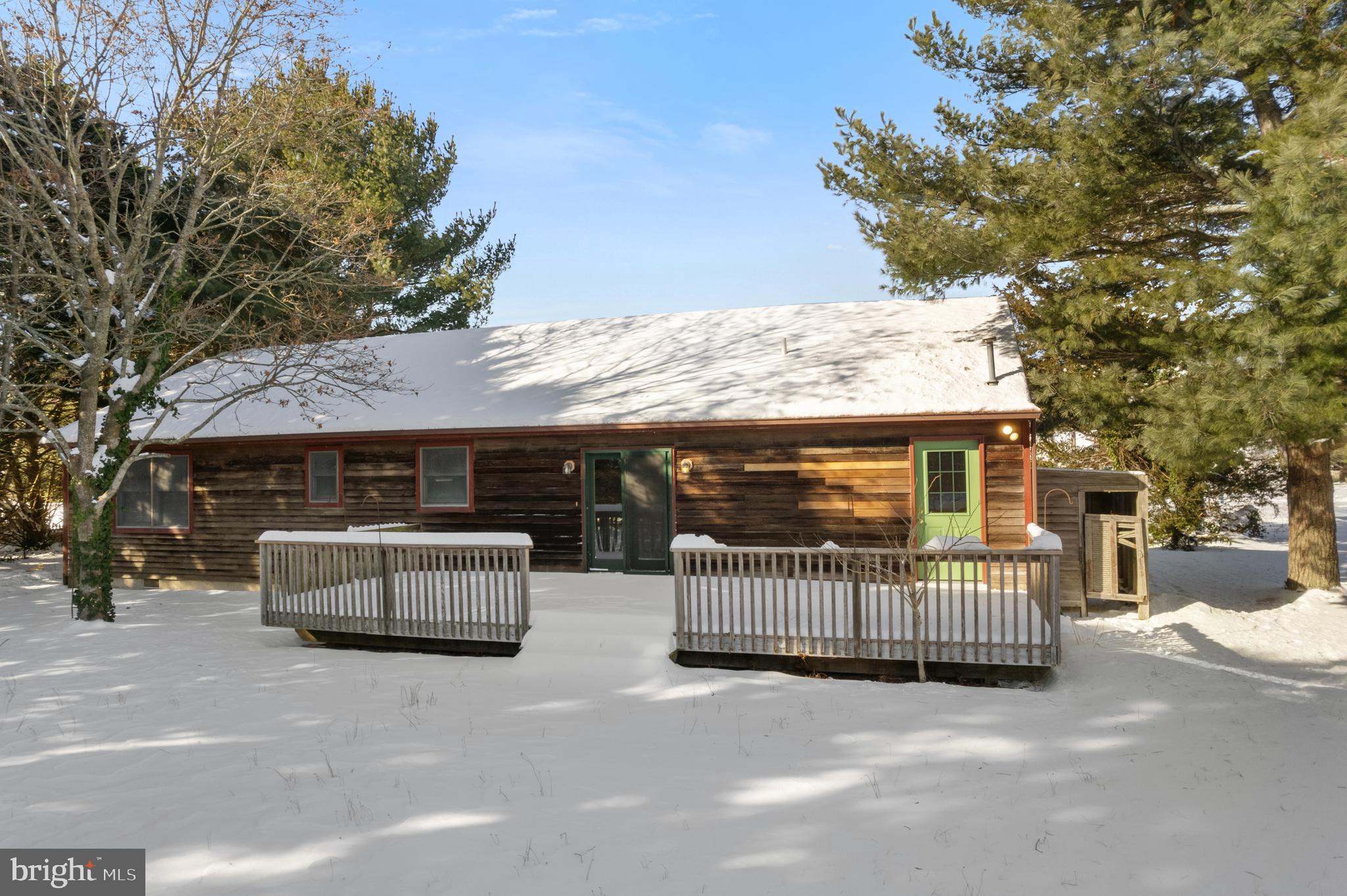 28 Fishing Creek Rd