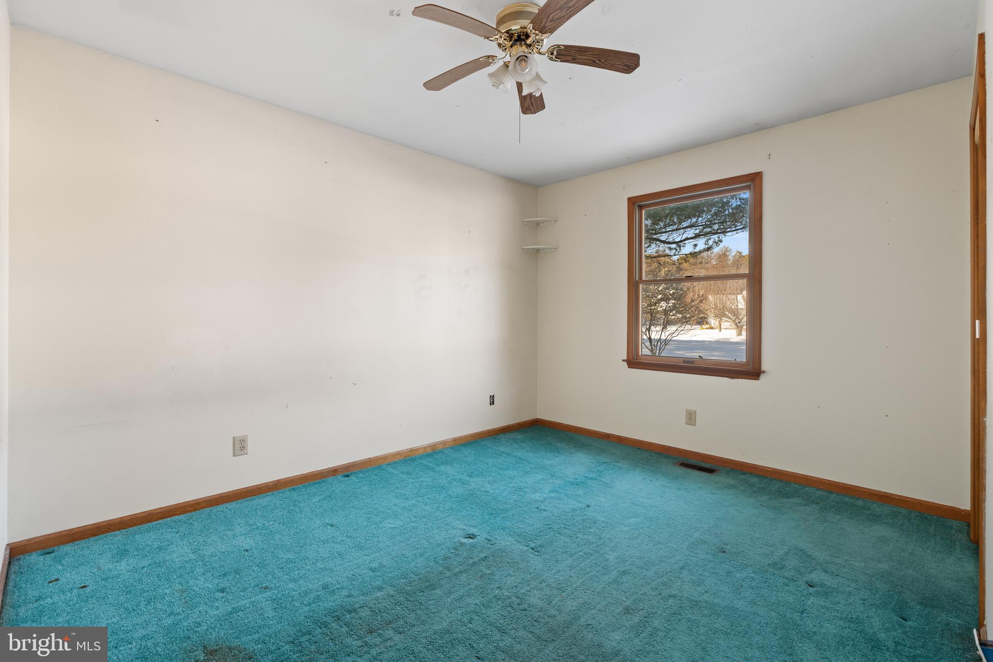28 Fishing Creek Rd