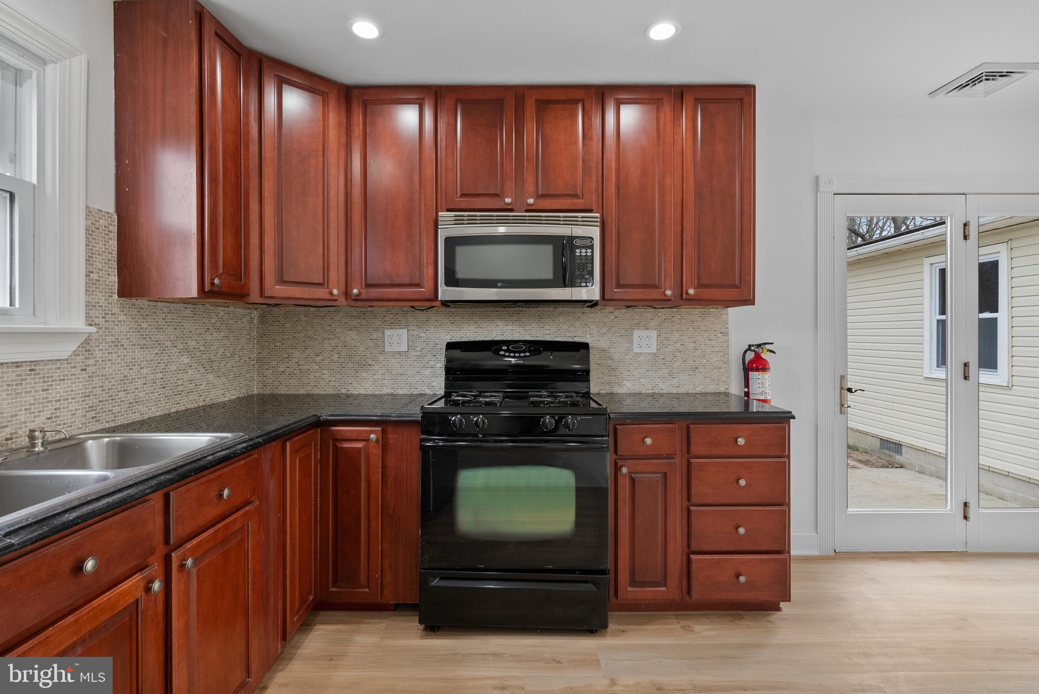 42 W Shellbay Ave