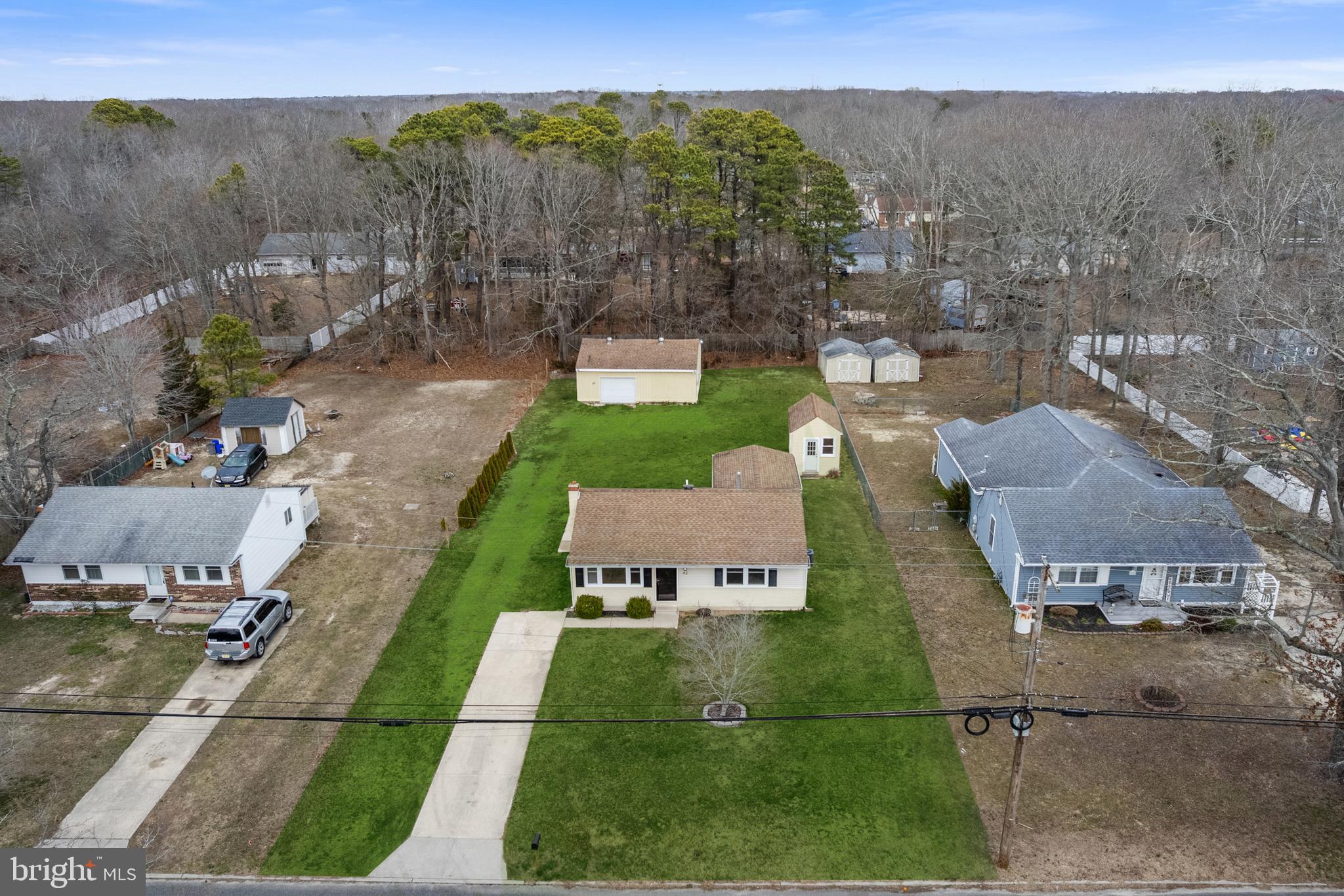 42 W Shellbay Ave