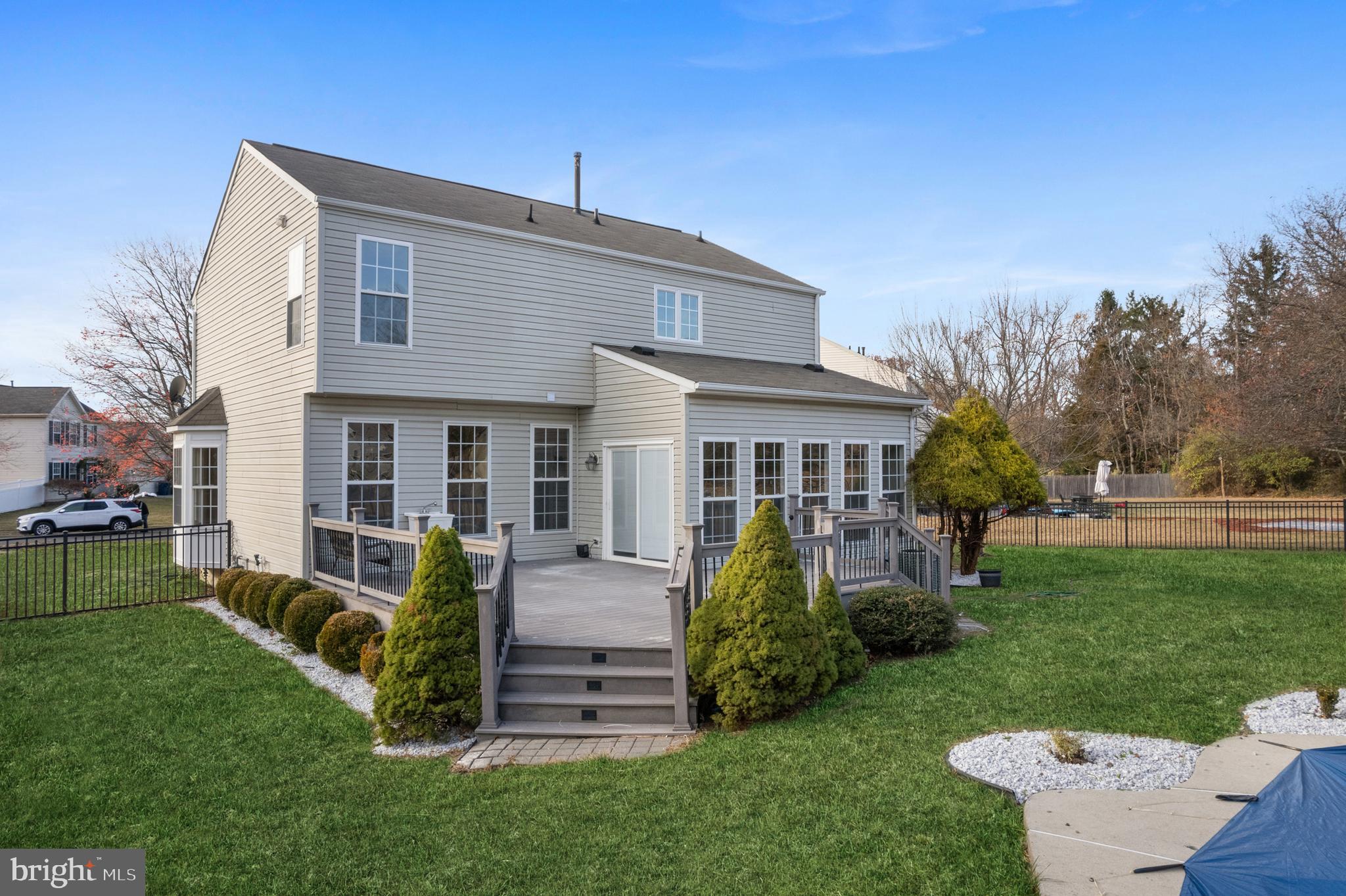 353 Kali Ln