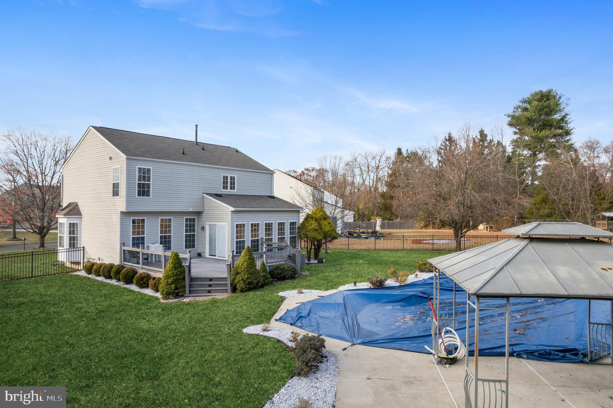 353 Kali Ln