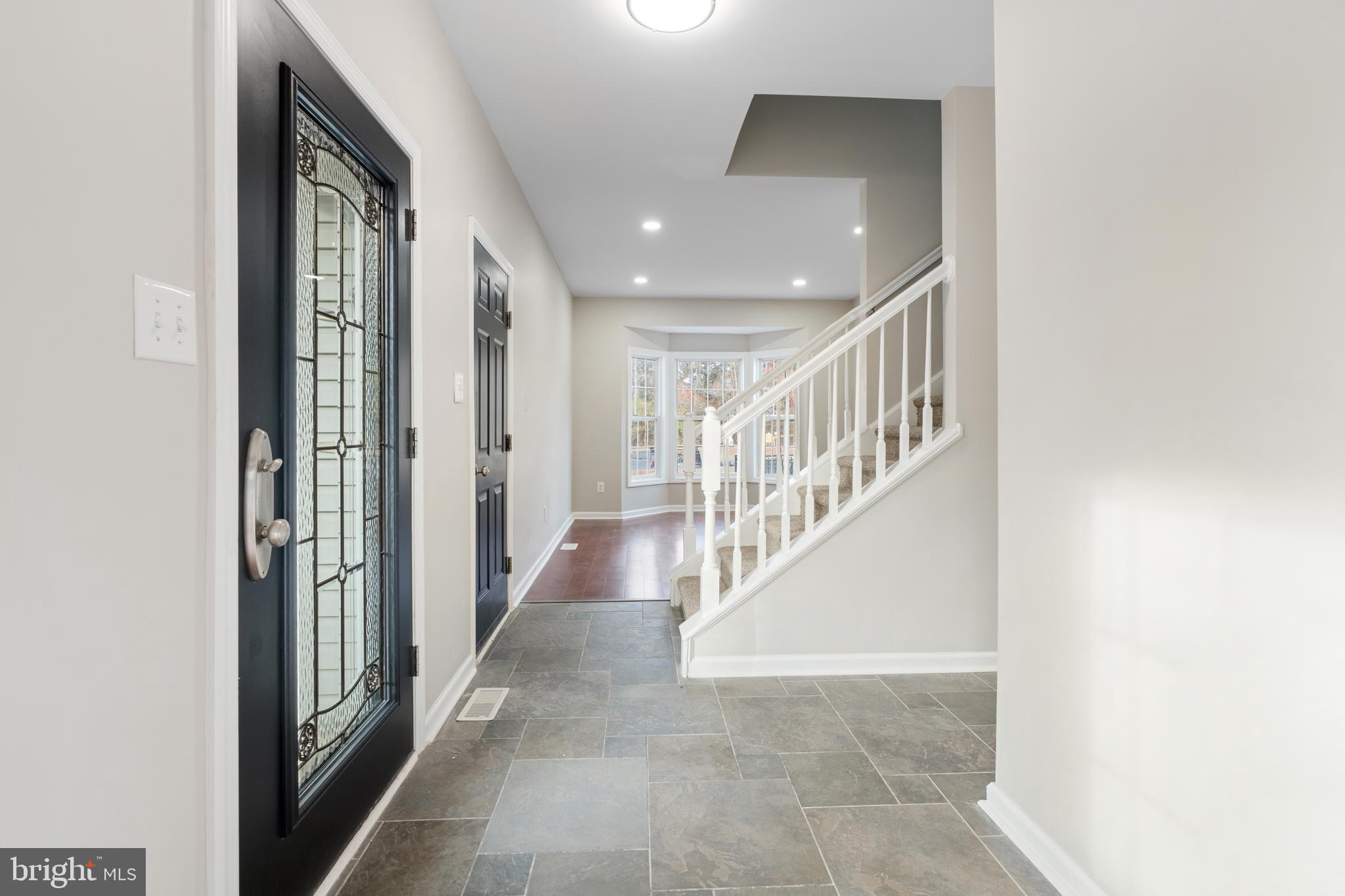353 Kali Ln