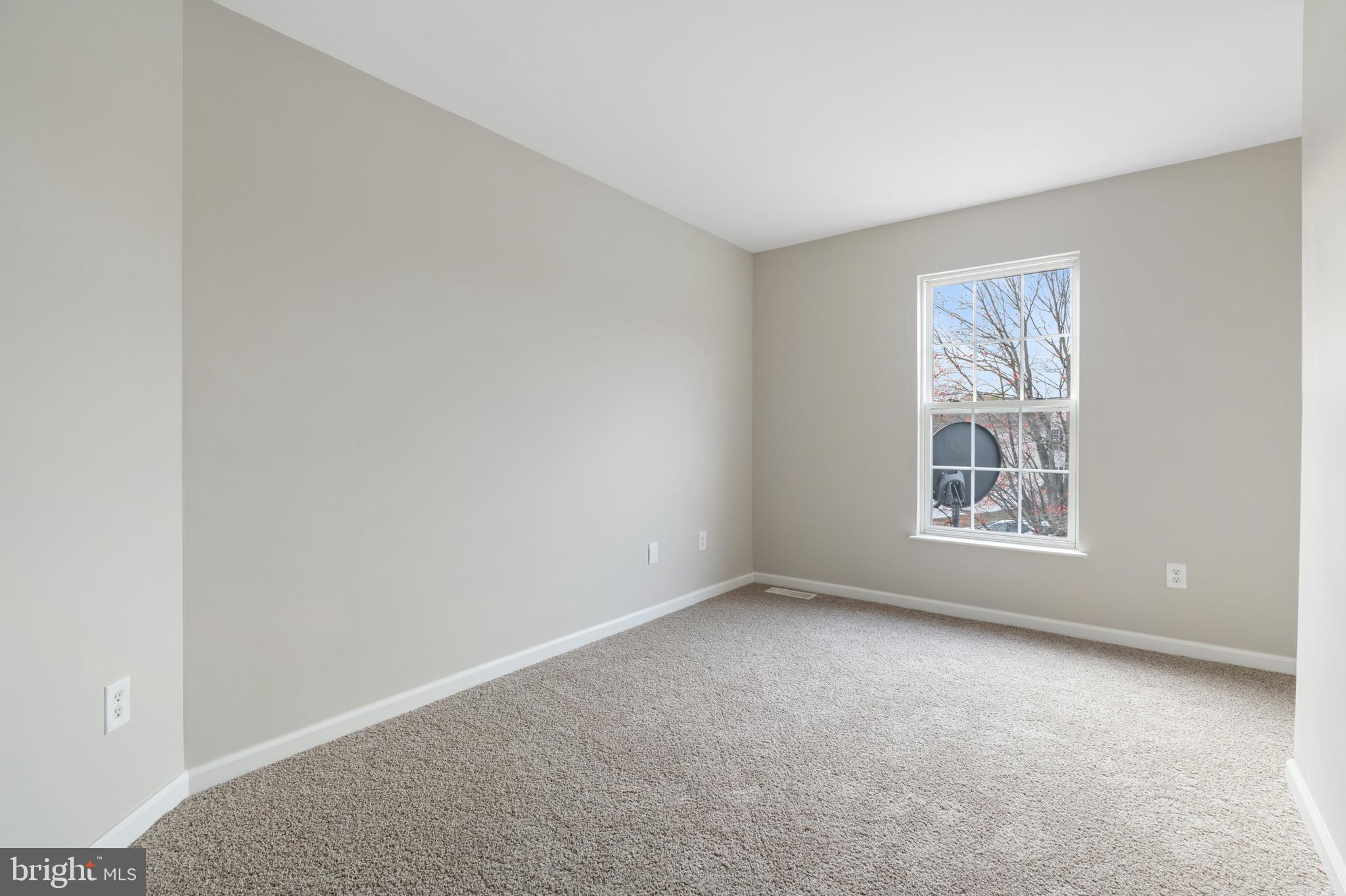 353 Kali Ln