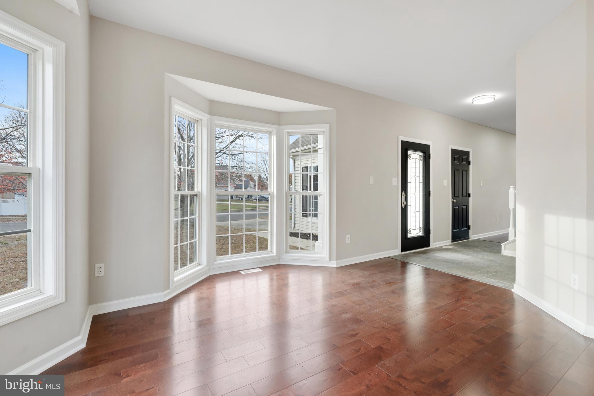 353 Kali Ln