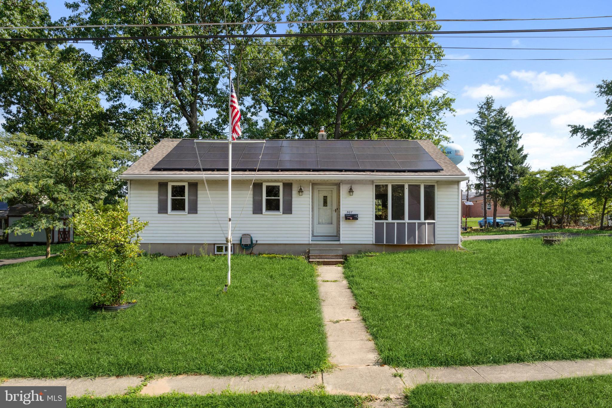 507 Crozier Ave