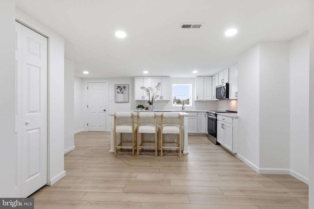 801 MULLICA HILL ROAD