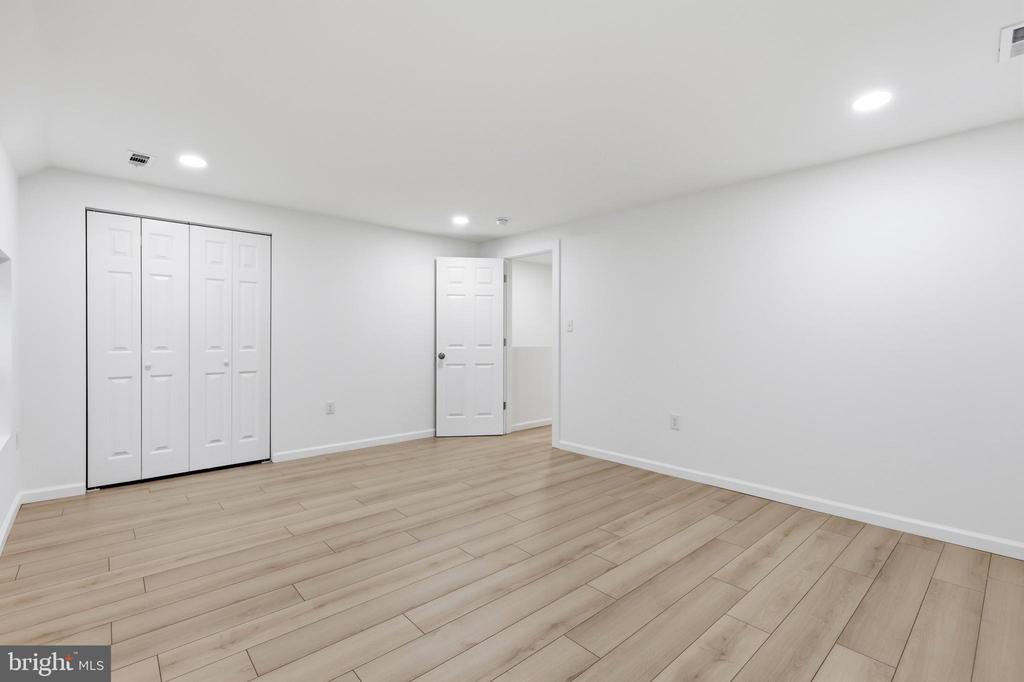 801 MULLICA HILL ROAD