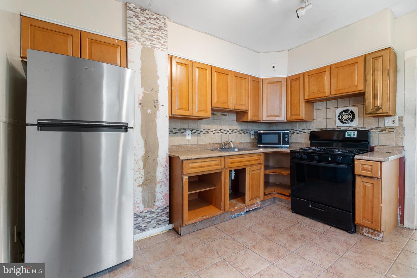 131 Homecrest Ave