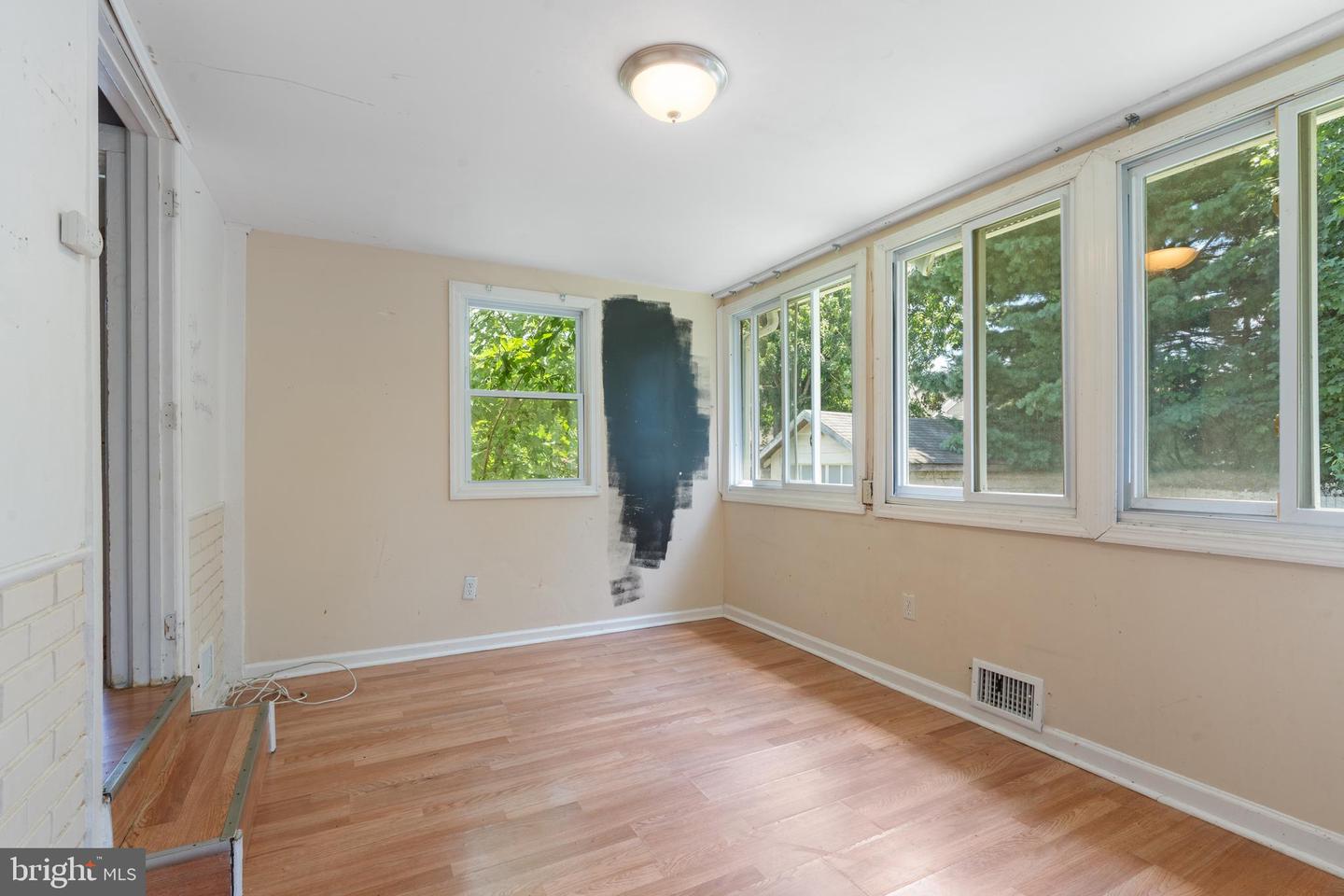 131 Homecrest Ave