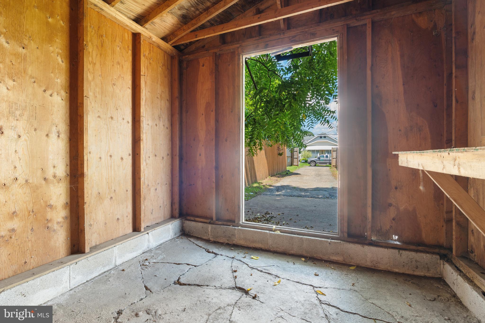 131 HOMECREST AVENUE