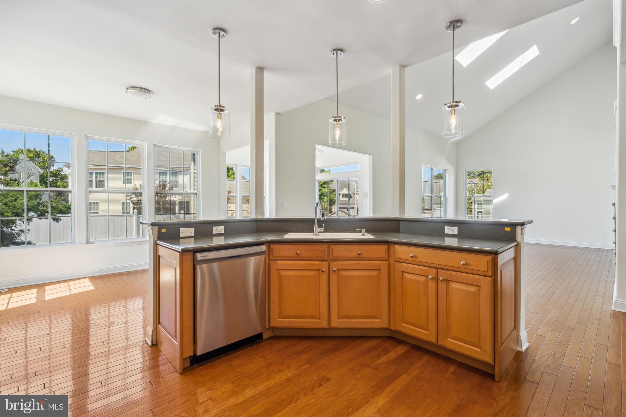11 Alexandra Way