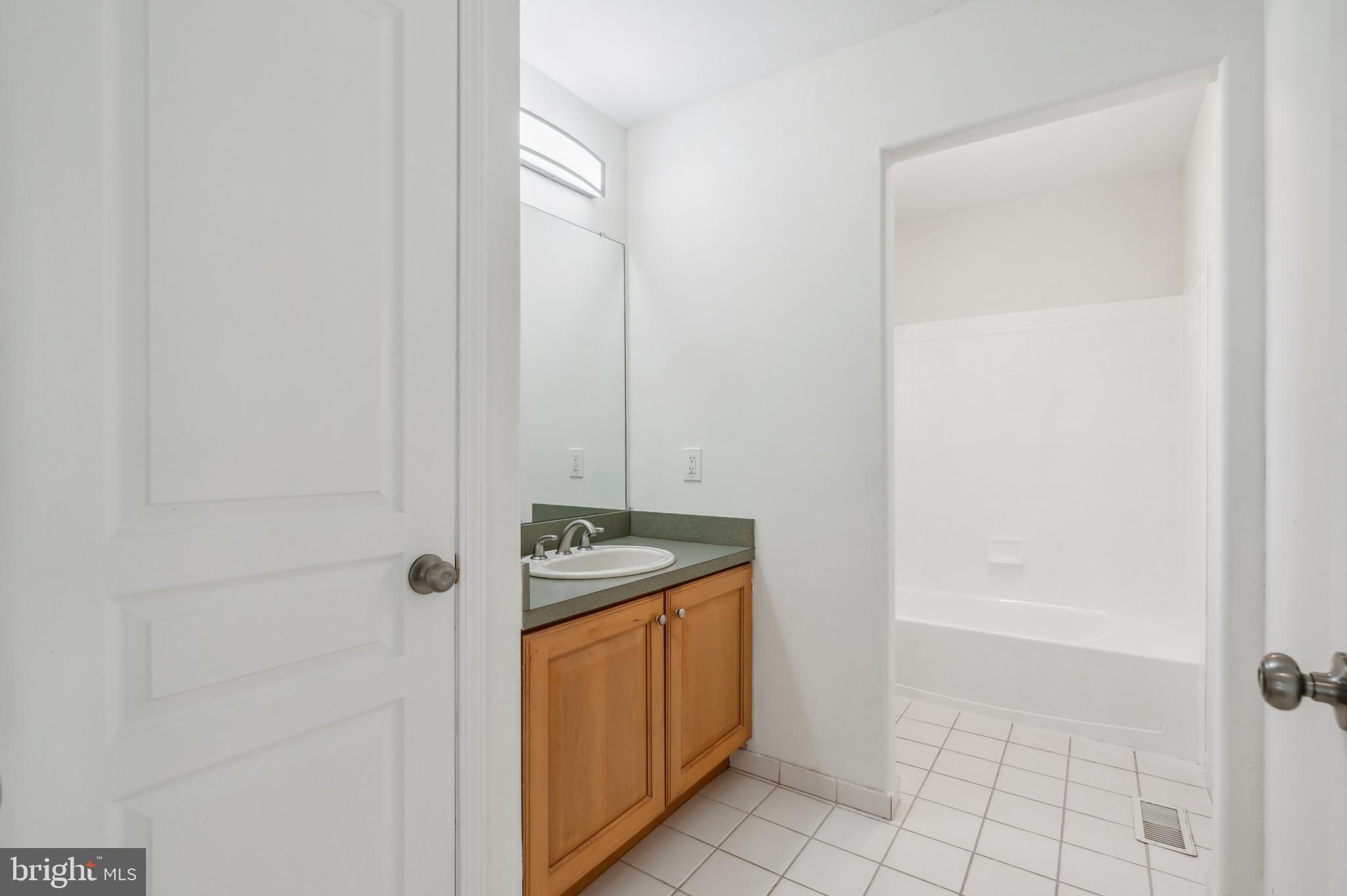 11 Alexandra Way