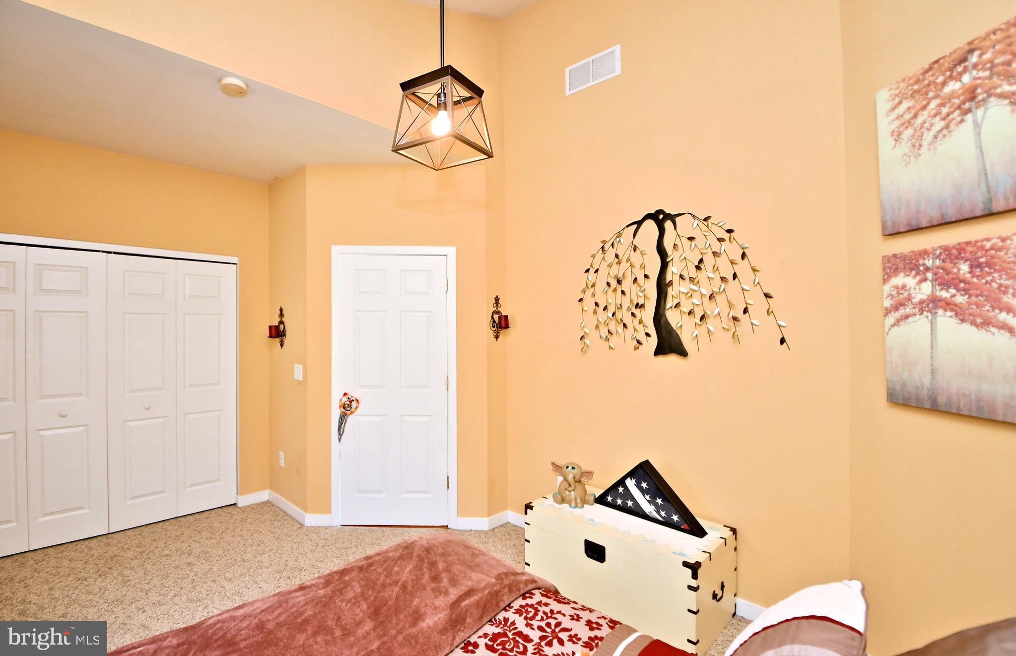 365 Oysterdale Rd