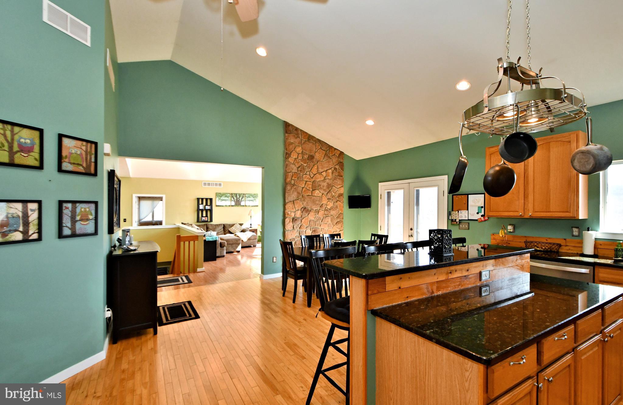365 Oysterdale Rd