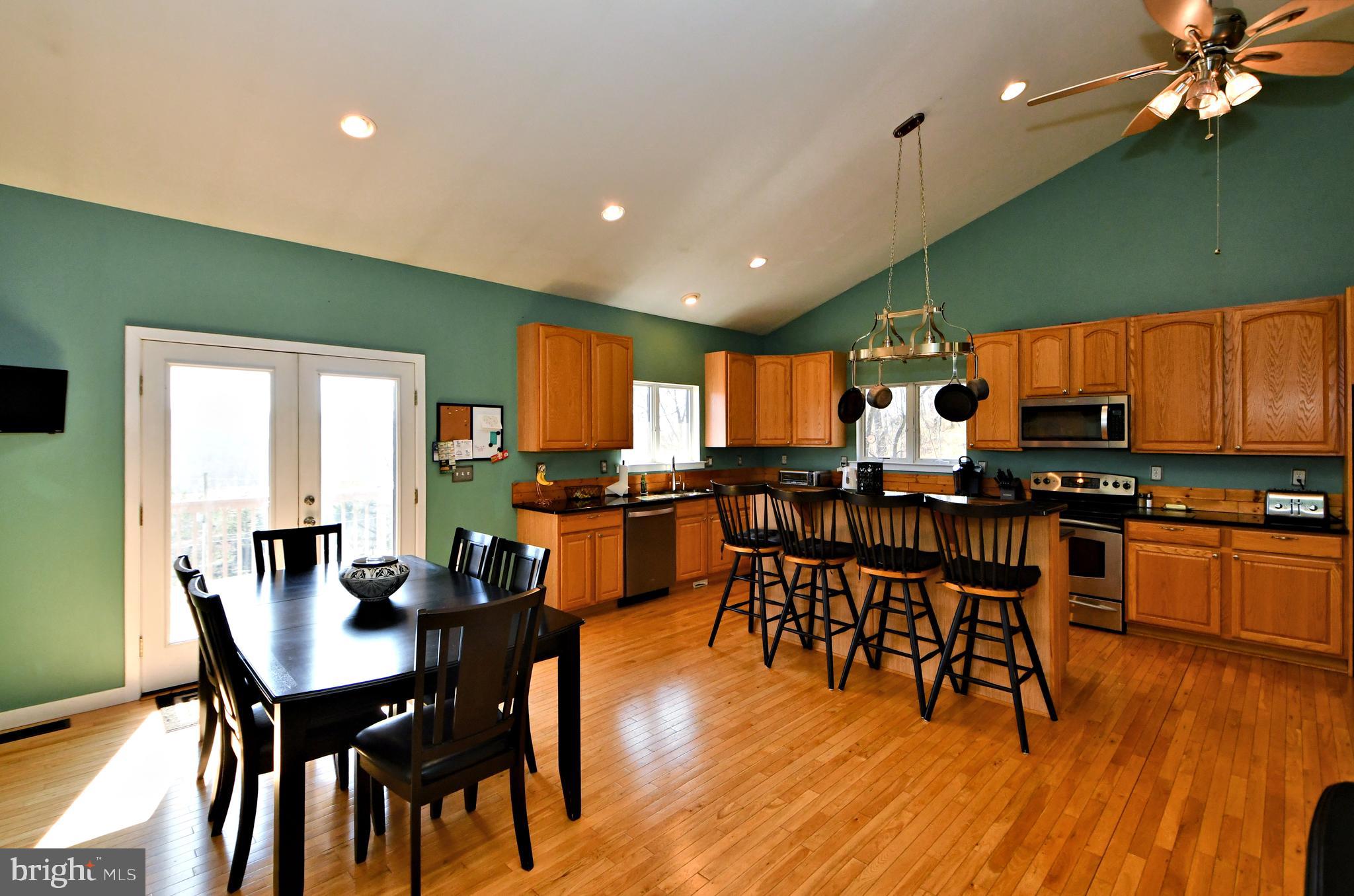 365 Oysterdale Rd